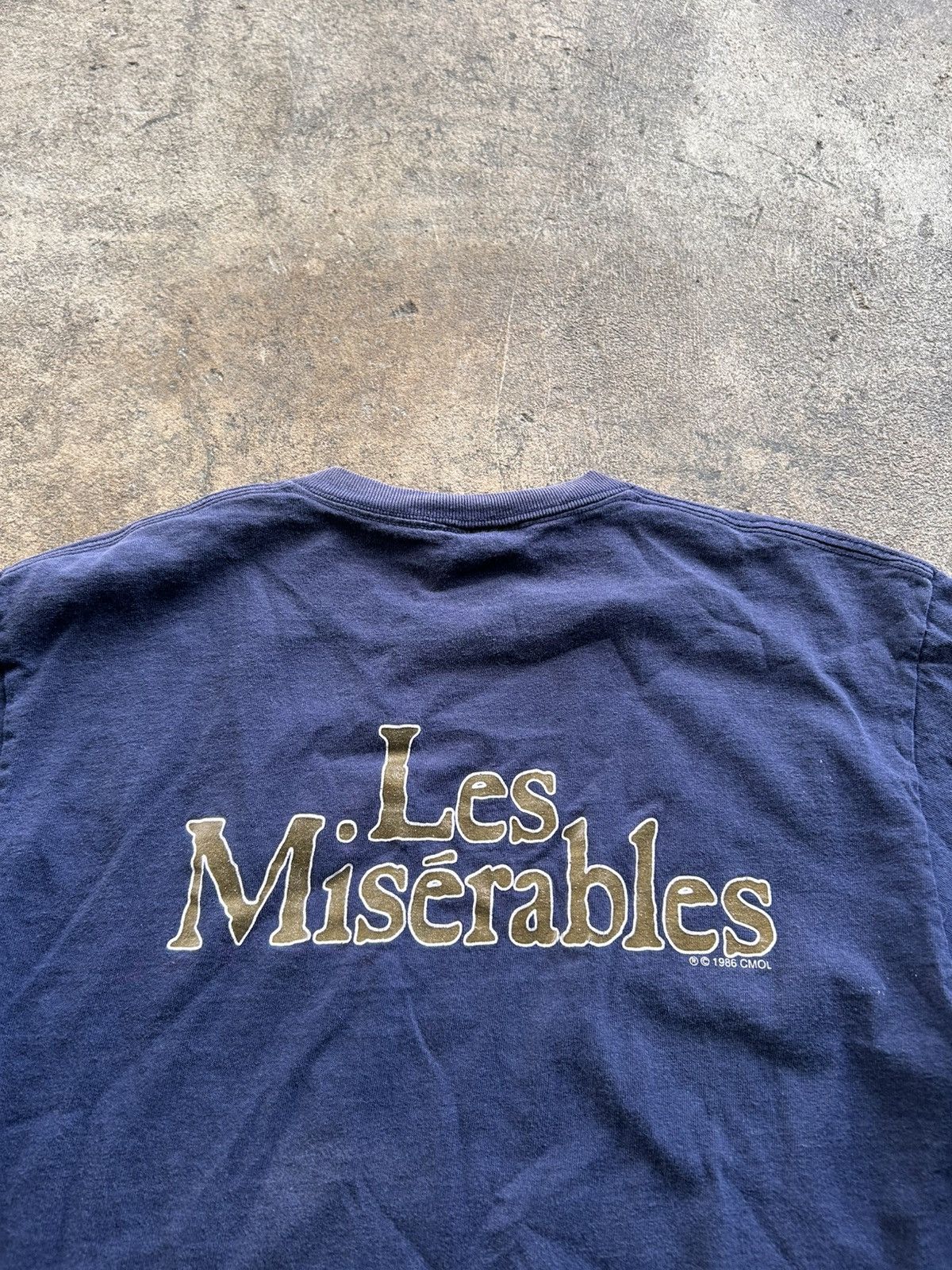 Vintage Vintage Les Misérables musical tshirt Size US M / EU 48-50 / 2 - 2 Thumbnail