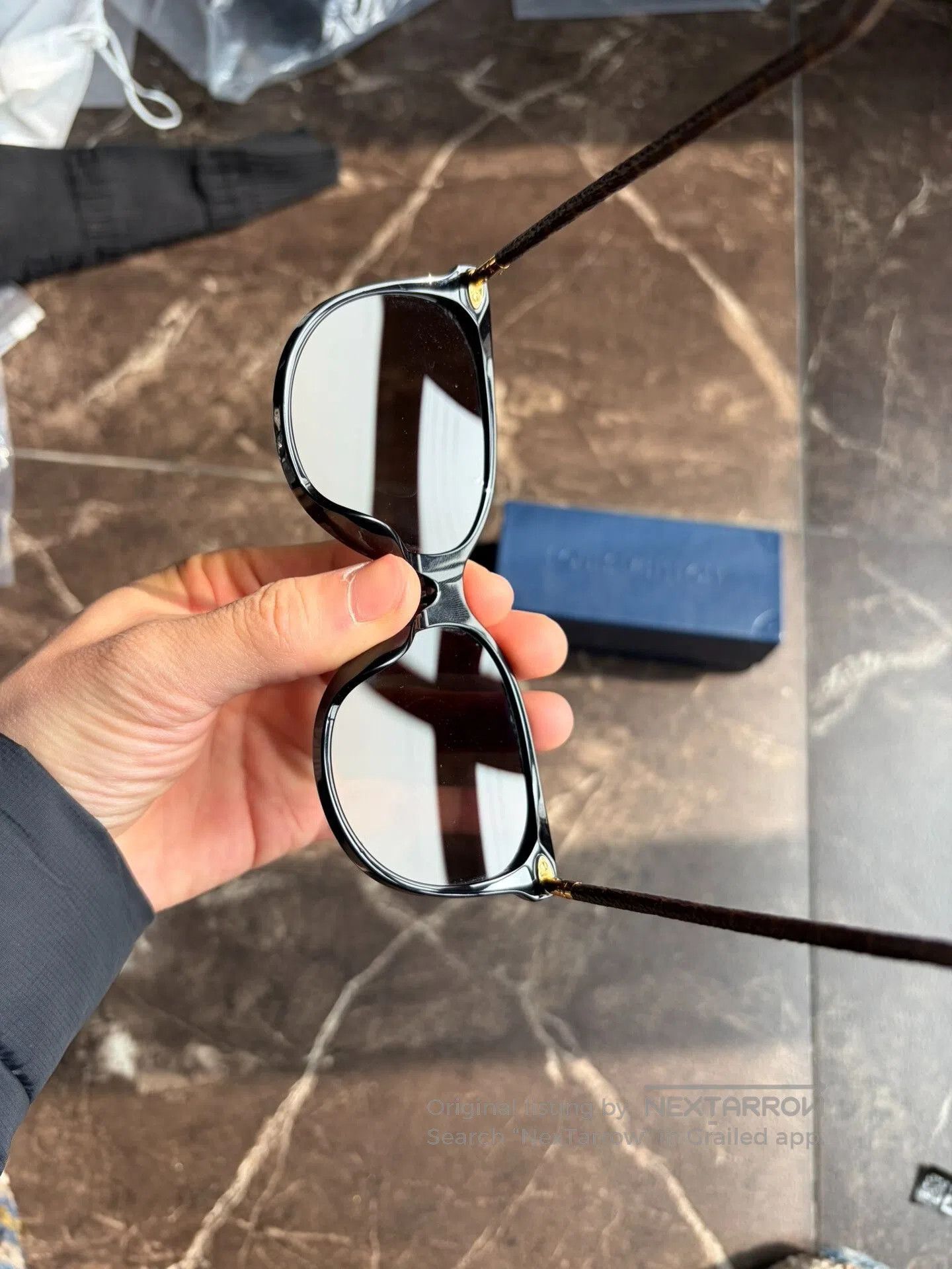 Louis Vuitton Louis Vuitton Monogram Thin Temple Sunglasses. Size ONE SIZE - 3 Thumbnail