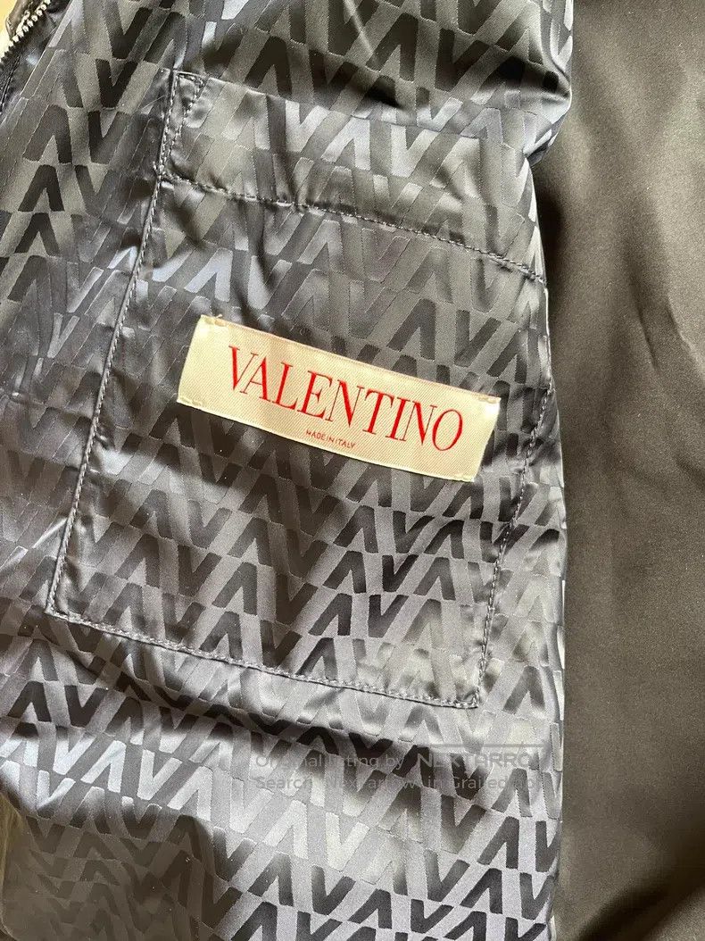 Valentino Valentino Full logo design Size US L / EU 52-54 / 3 - 6 Thumbnail