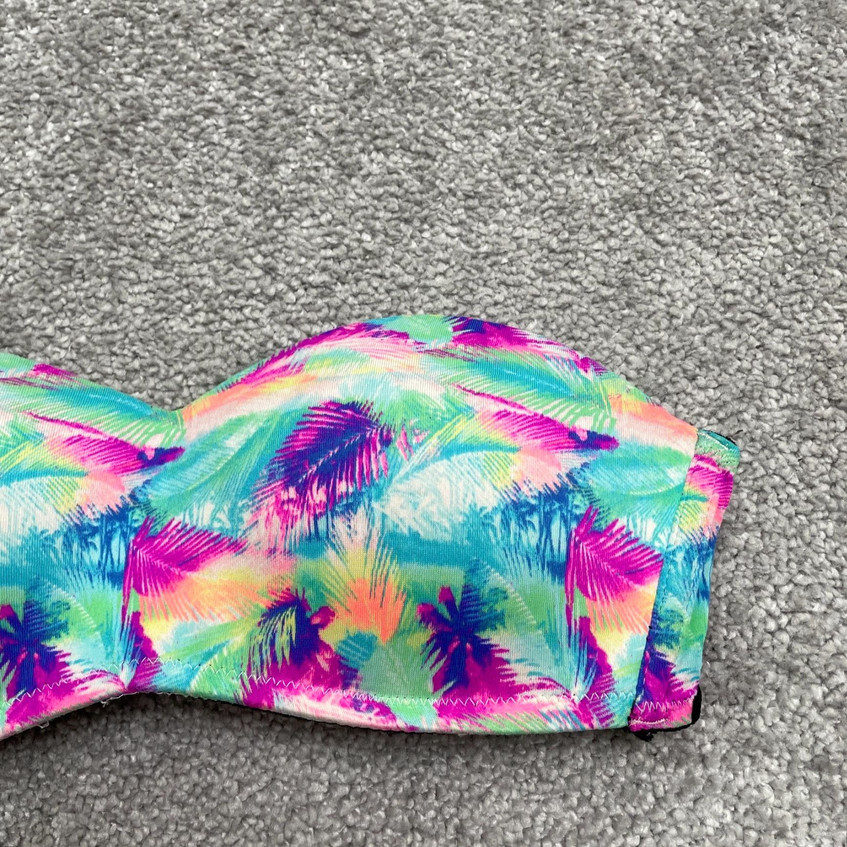Victoria's Secret Victoria's Secret Swimwear Bikini Top Bandeau Womens XS Pink Multi Colorblock Size XS / US 0-2 / IT 36-38 - 4 Thumbnail