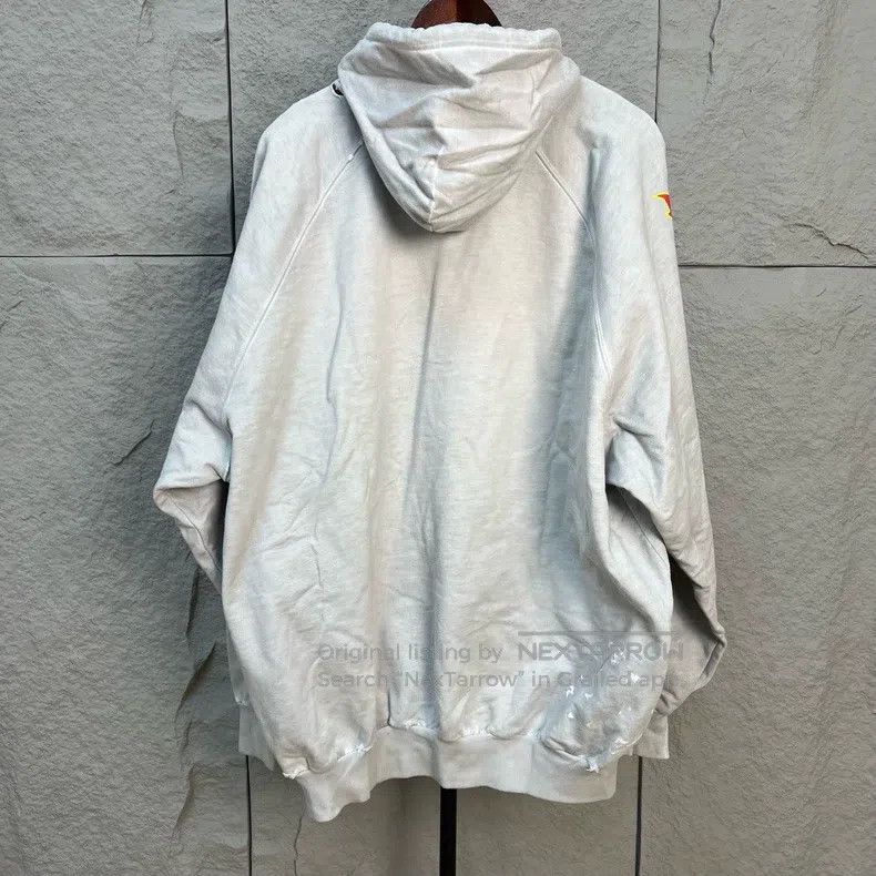 Balenciaga Balenciaga Flame Logo Splatter Distressed Sweatshirt Size US S / EU 44-46 / 1 - 2 Thumbnail