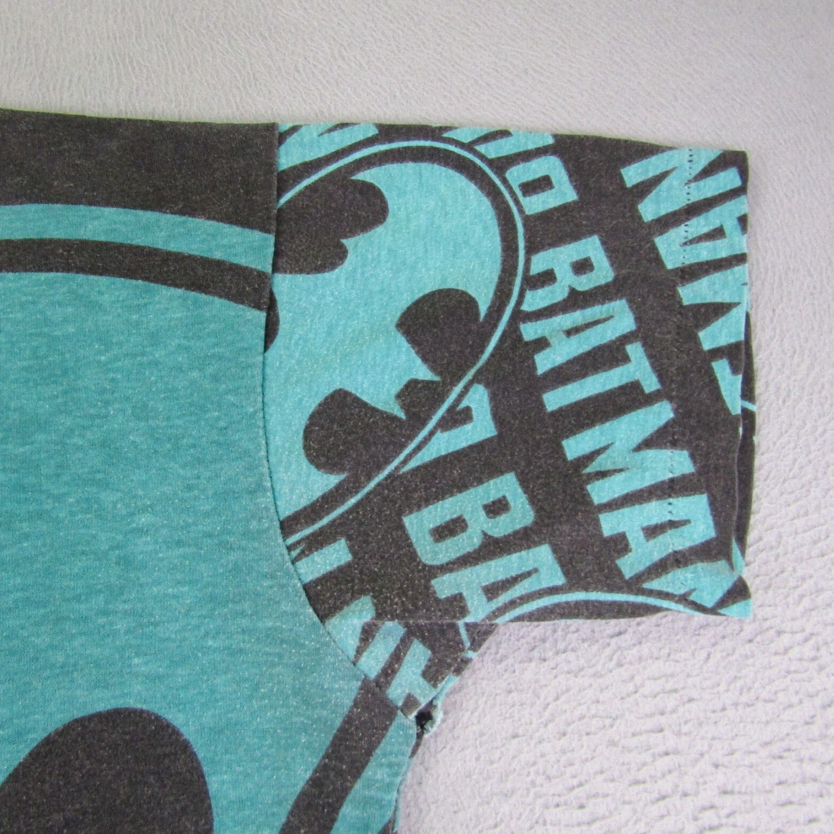 Vintage VINTAGE Batman Shirt Mens Large Black Blue All Over Print Single Stitch AOP 1992 Size US L / EU 52-54 / 3 - 5 Thumbnail