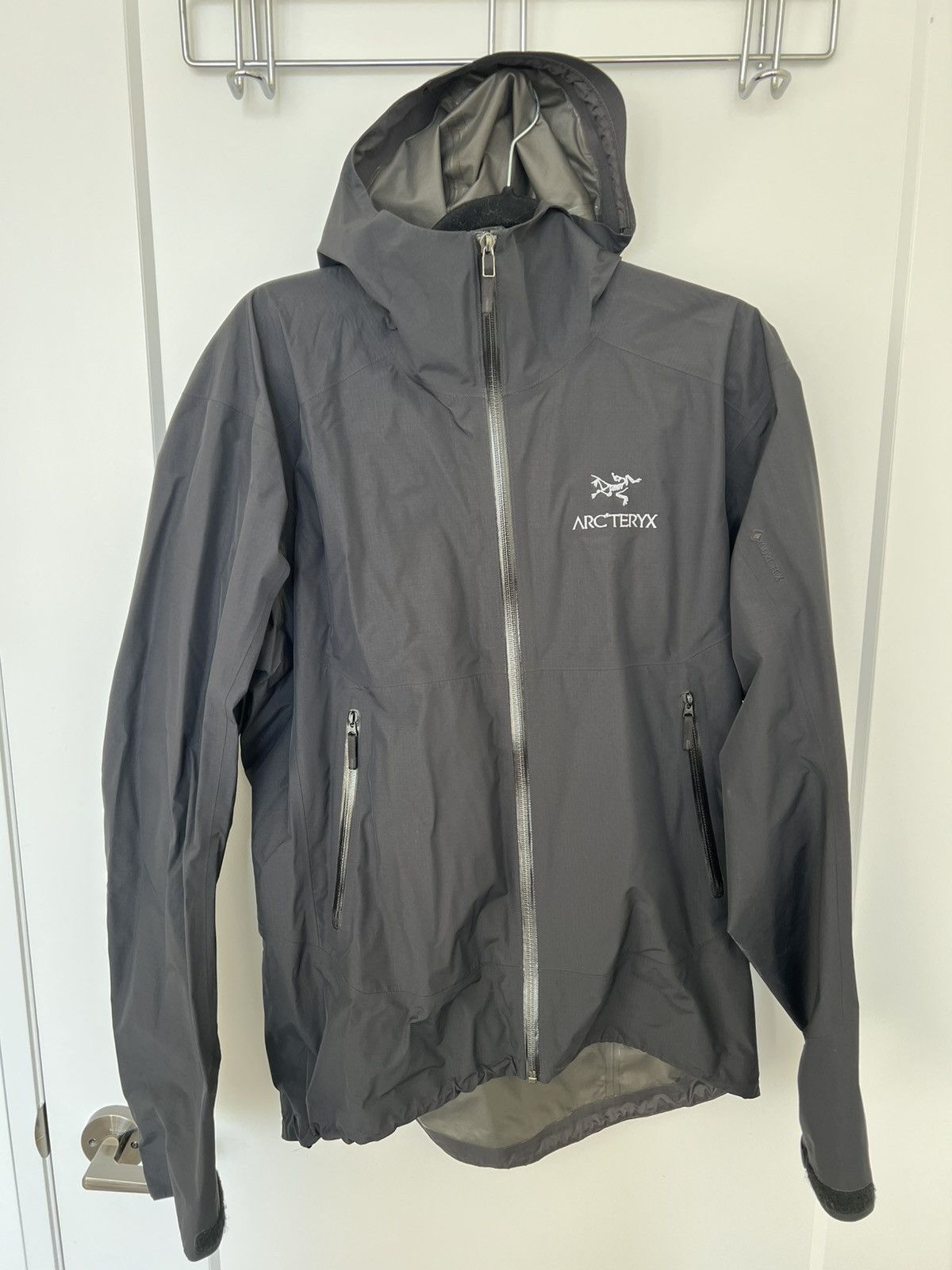 Arc'teryx Arc’teryx Zeta SL Jacket in Black Size US M / EU 48-50 / 2 - 1 Thumbnail