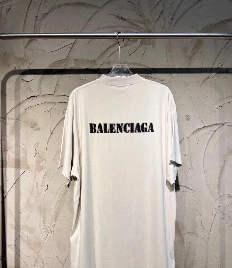 Balenciaga Balenciaga Letter T-shirt with round neck wear effect Size US XS / EU 42 / 0 - 2 Thumbnail