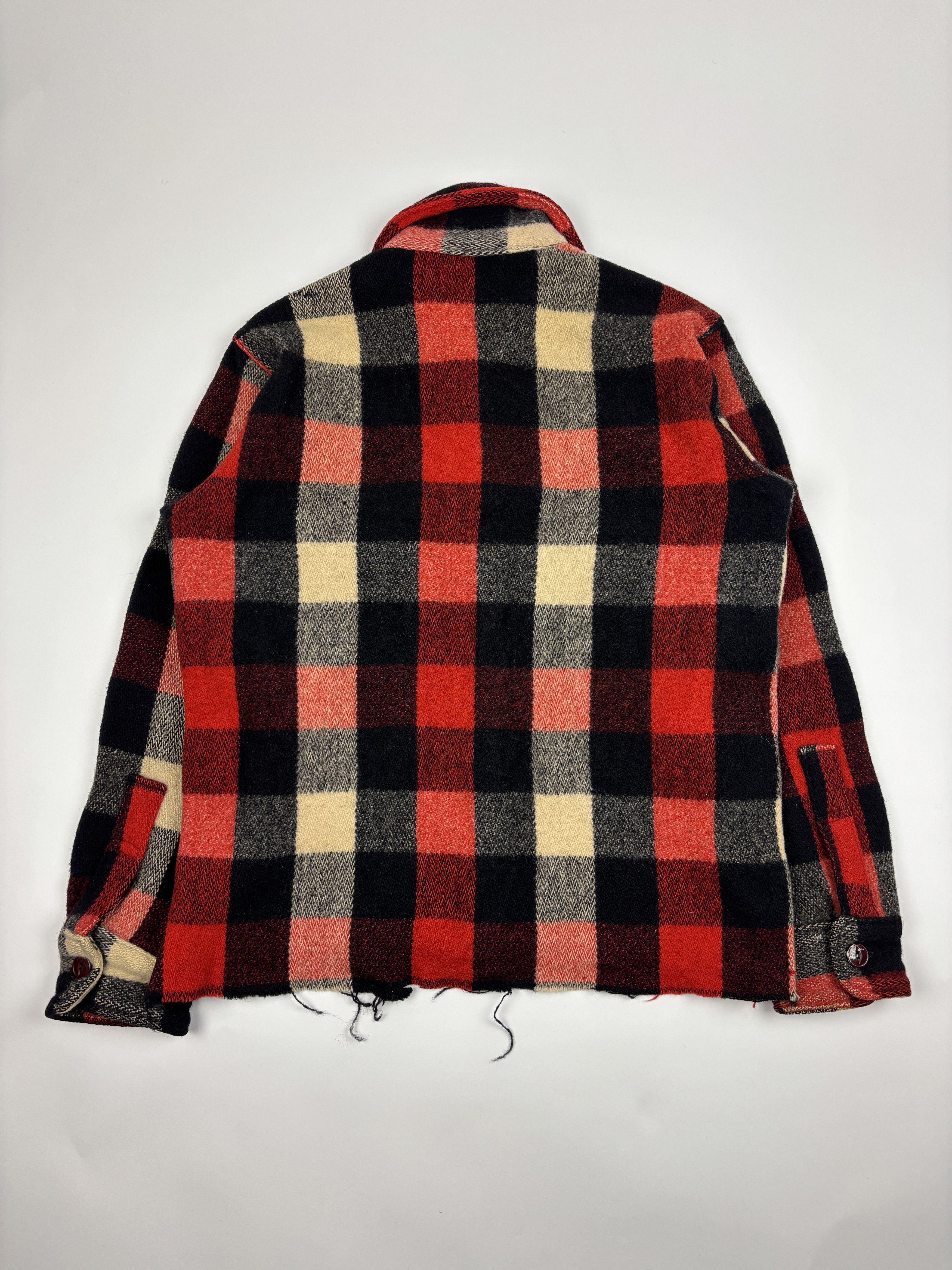 Woolrich Woolen Mills Vintage 40s Distressed Woolrich Red/Black Plaid Button-Up Size US S / EU 44-46 / 1 - 3 Thumbnail