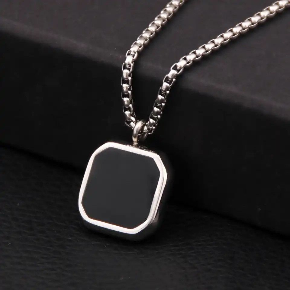 Vintage Geometric Square Necklaces Size ONE SIZE - 1 Thumbnail