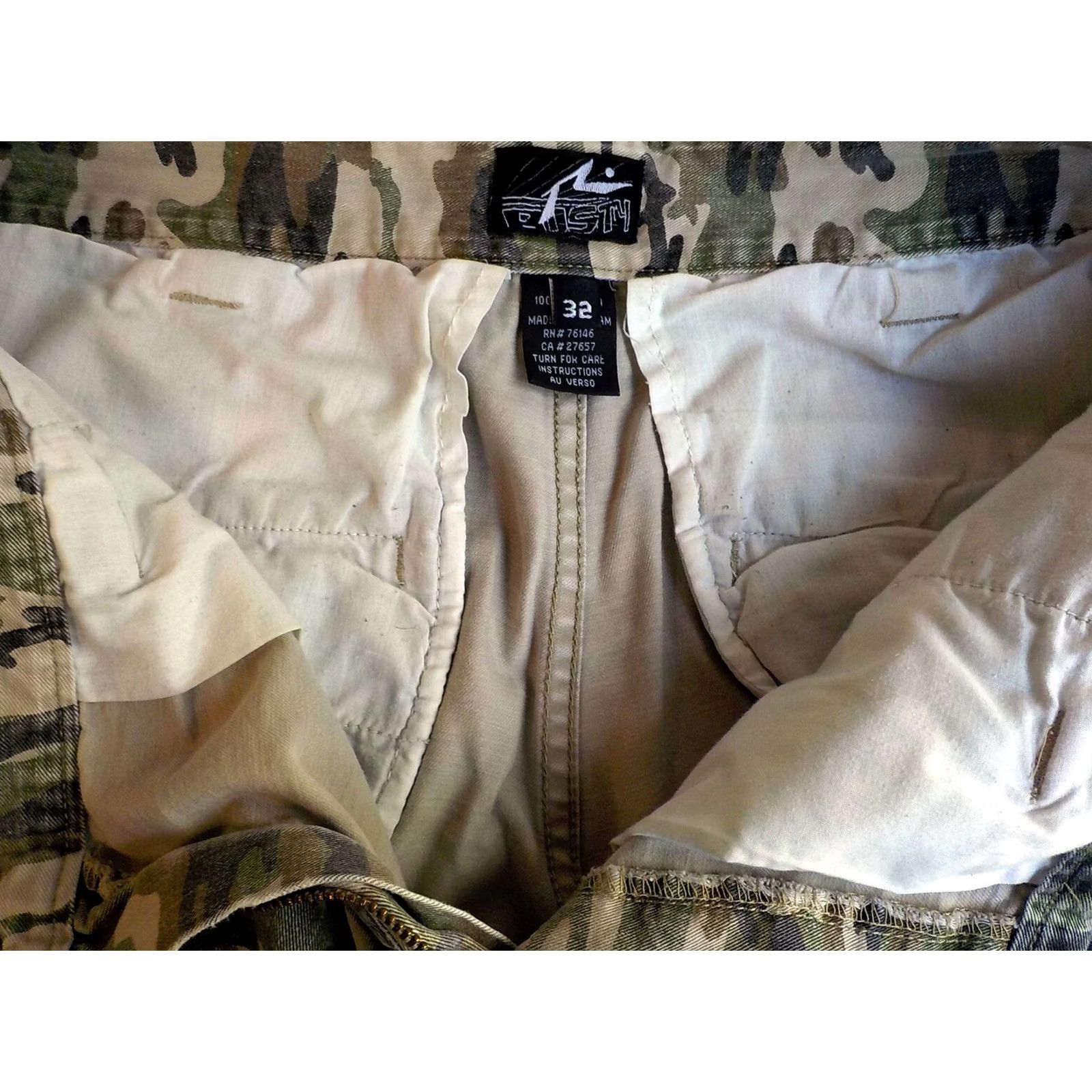 Rusty VINTAGE Rusty Mens Cargo Shorts Camouflage Cotton Green Brown Beige SZ 32 Size US 32 / EU 48 - 5 Thumbnail