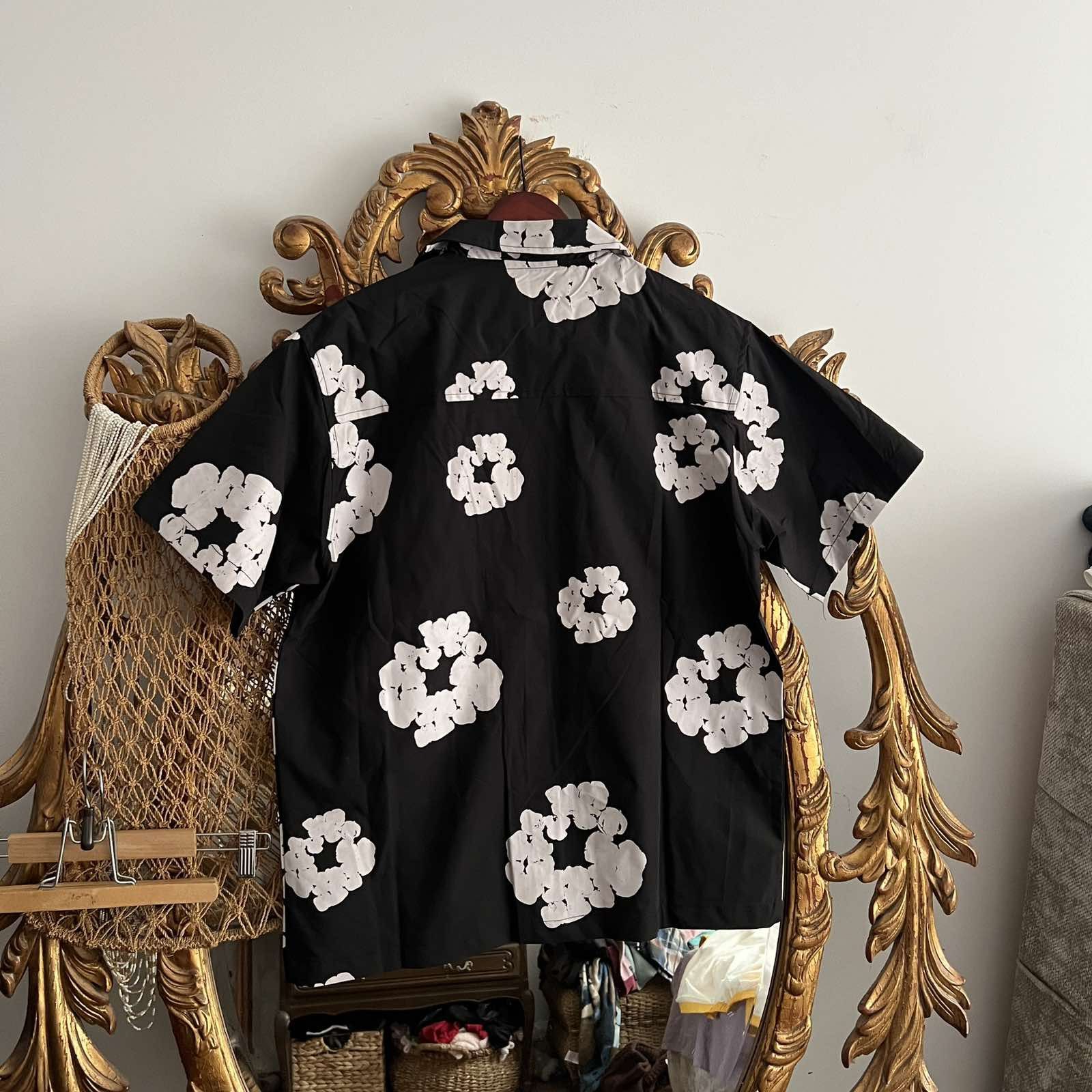 Other VINTAGE Flower Button-Up Shirt L Mens Black T-Shirt Size US L / EU 52-54 / 3 - 2 Thumbnail
