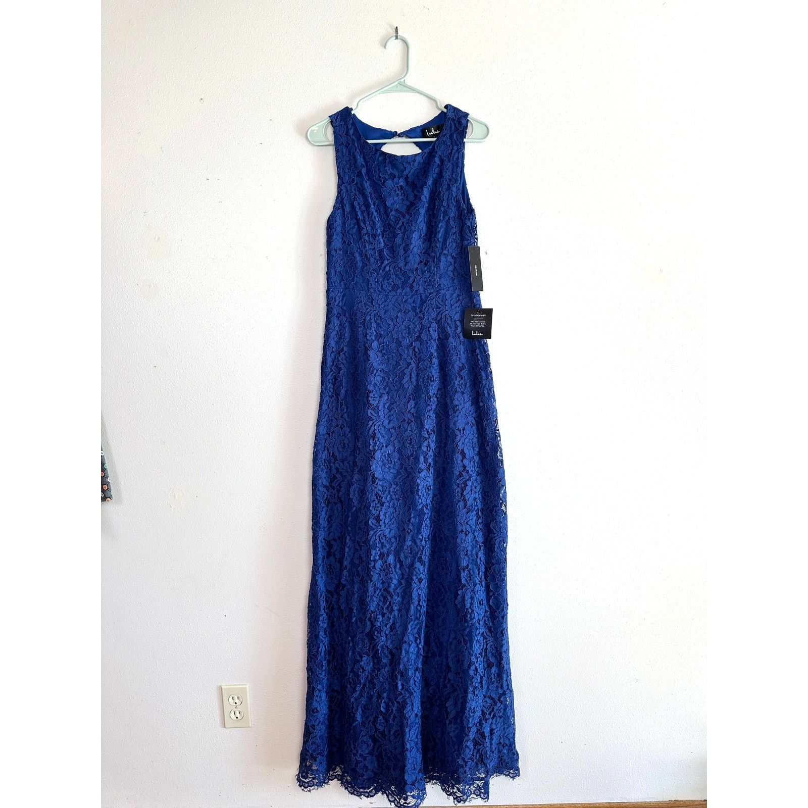 Other NWT Lulu’s Dark Blue Lace Keyhole Back Gown Size L / US 10 / IT 46 - 4 Thumbnail