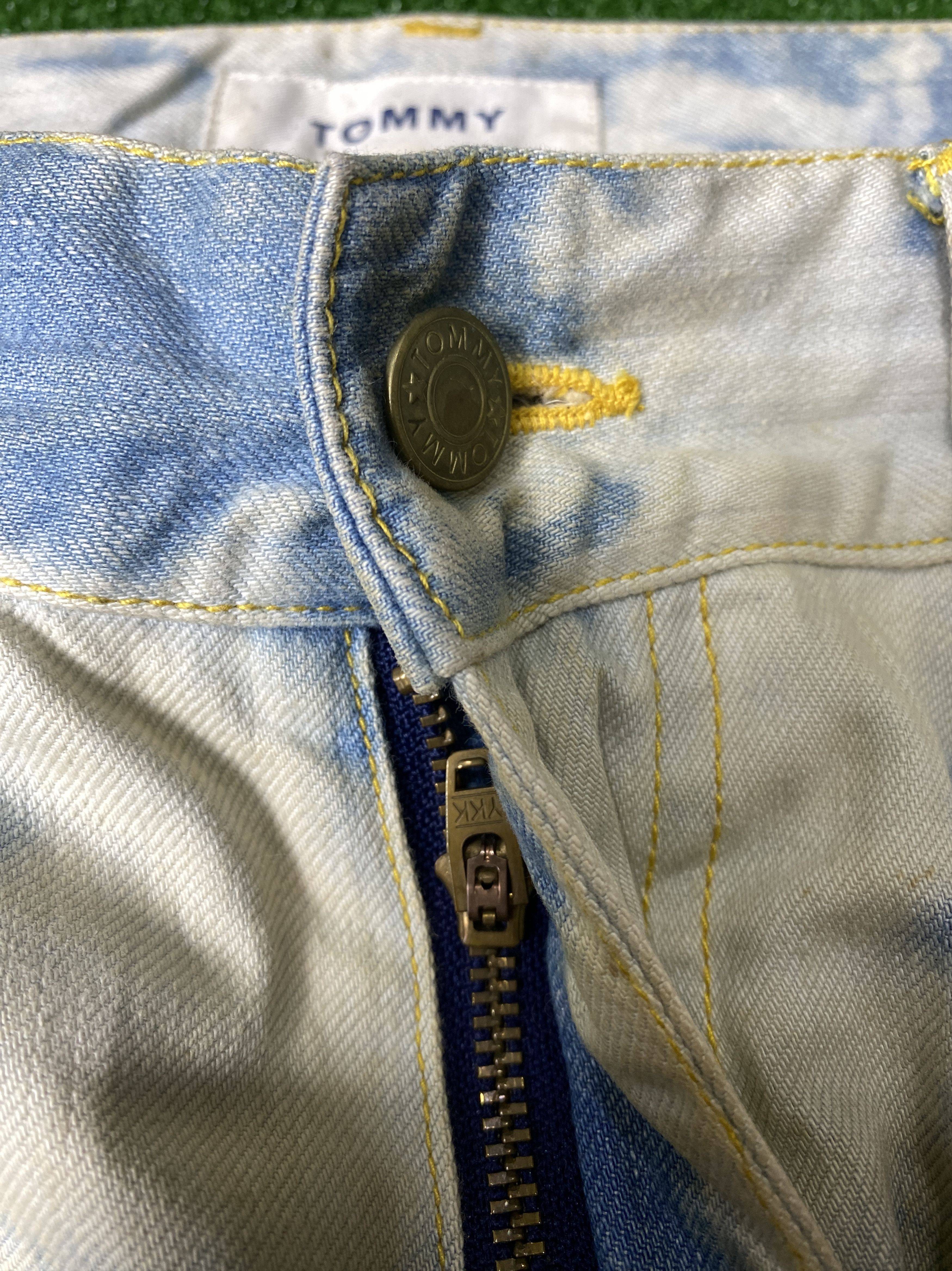Tommy Jeans Vintage Tommy Acid Wash Blue Jeans CP0051 Size US 34 / EU 50 - 4 Thumbnail