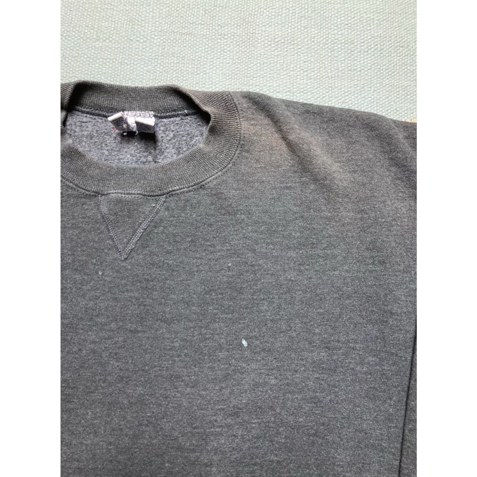 Russell Athletic VINTAGE Russell Athletic Sweatshirt XL Gray 90s Crewneck Men Size US XL / EU 56 / 4 - 4 Thumbnail