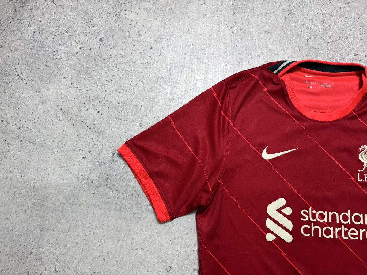 Nike Nike FC Liverpool 2021/2022 Vintage Soccer Jersey Size US L / EU 52-54 / 3 - 5 Thumbnail