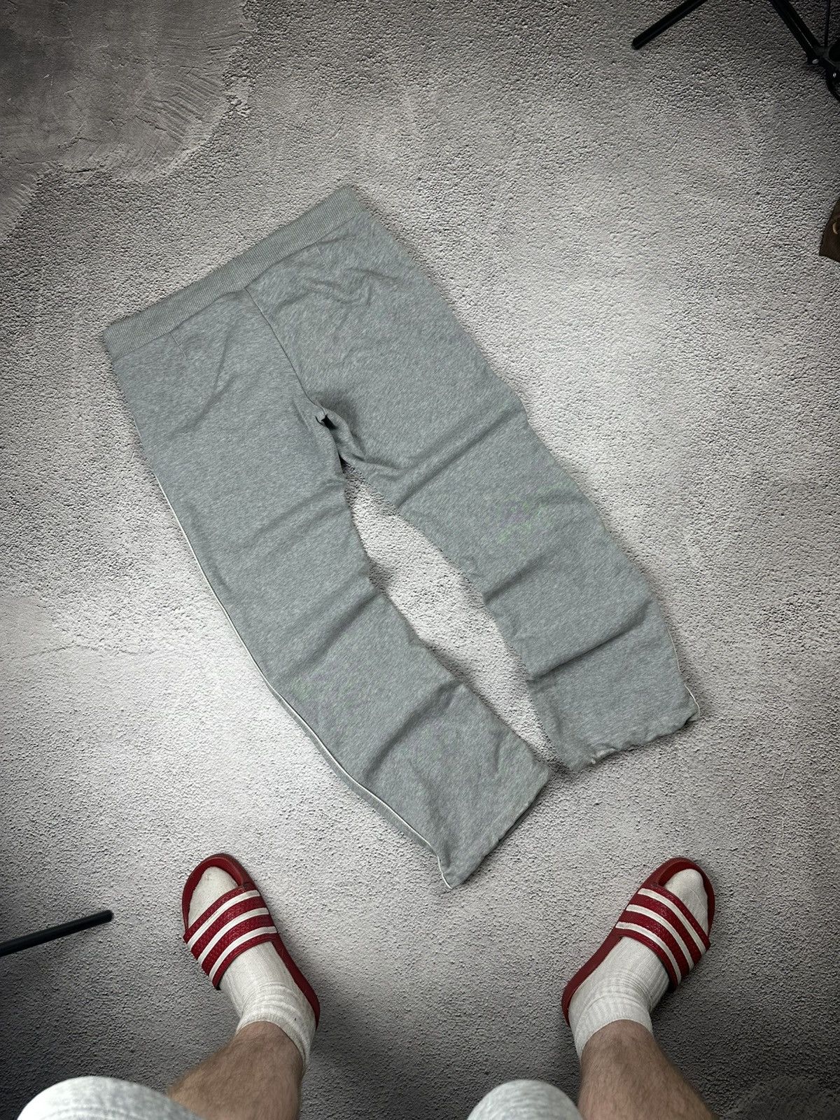 Nike Vintage Nike Track Pants Y2K Baggy Drill Style Sweat Logo Size 27" / US 4 / IT 40 - 2 Thumbnail