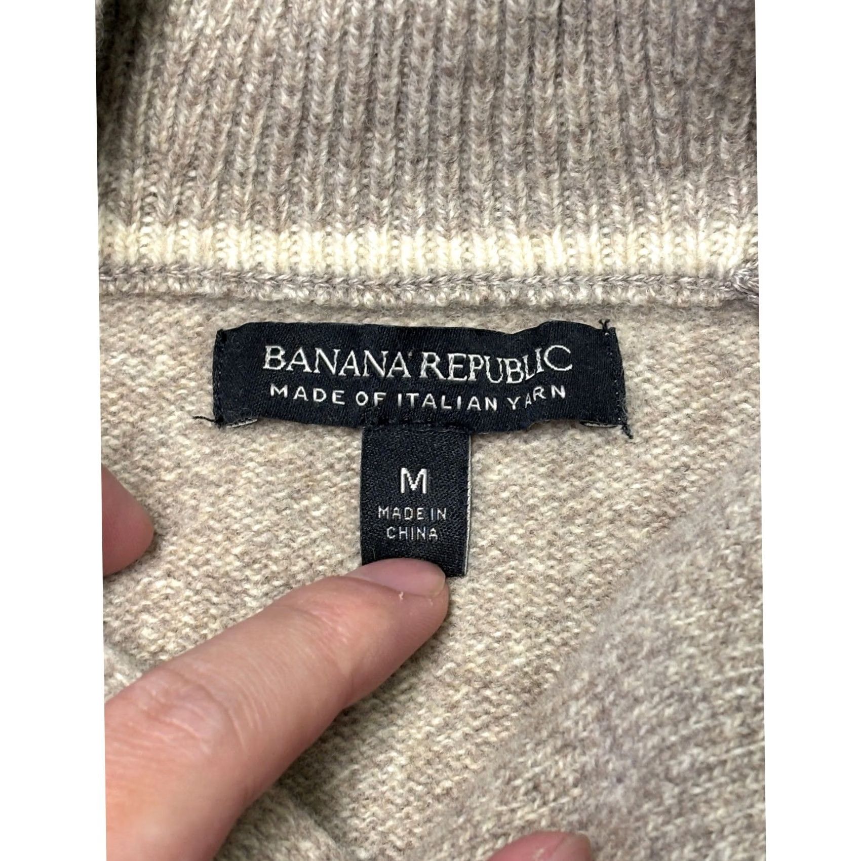Banana Republic Banana Republic Sweater Shirt? (Note: Original title provided; no new words added.) Size US M / EU 48-50 / 2 - 2 Thumbnail