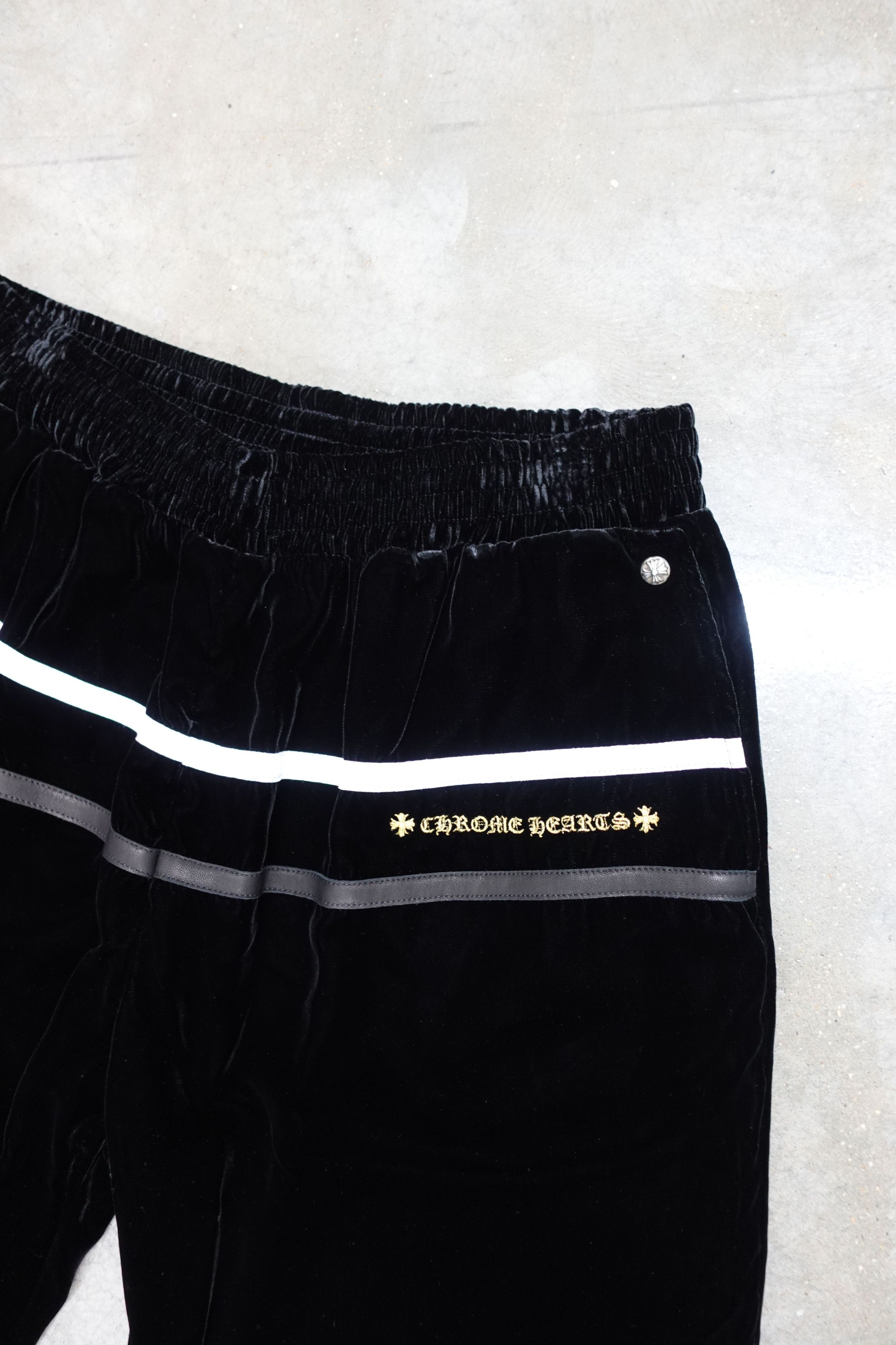 Chrome Hearts CHROME HEARTS SO IT GOES VELVET PANTS BLACK Size US 38 / EU 54 - 2 Thumbnail