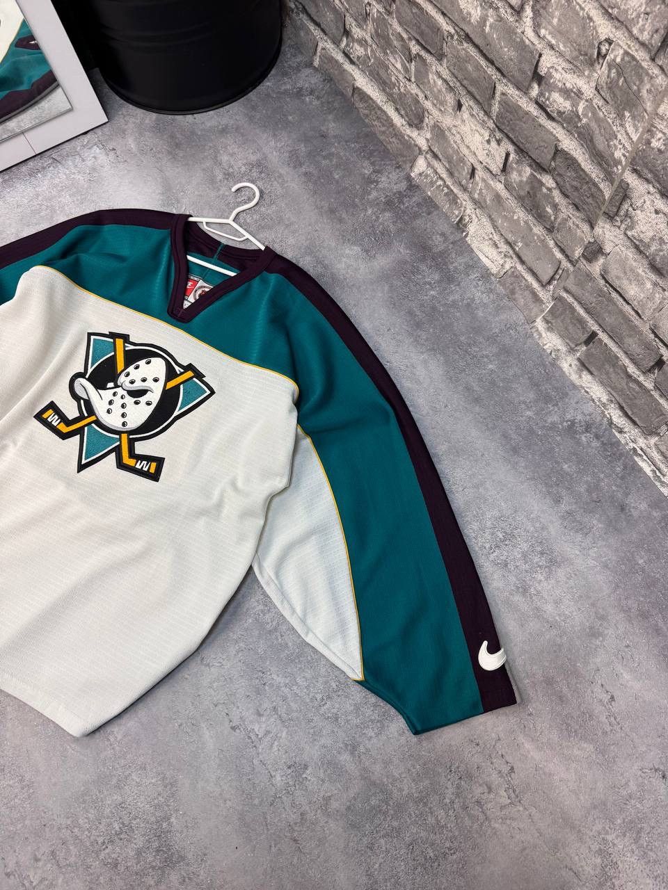 Nike Vintage Nike Anaheim Ducks Jersey Ice Hockey Size L Size US L / EU 52-54 / 3 - 5 Thumbnail