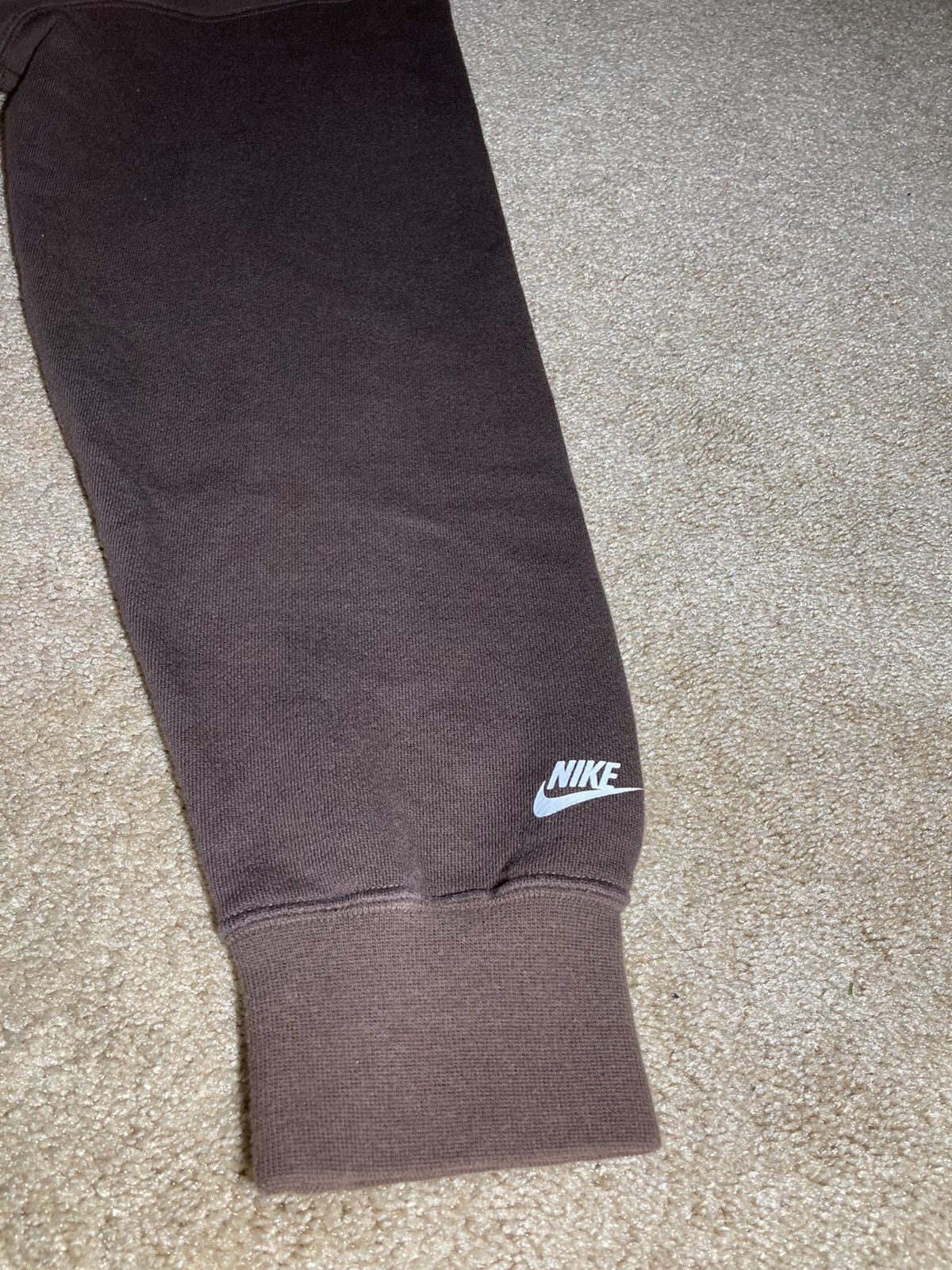 Nike 2000s Nike Air Max 95 Sweatshirt Brown Large Zoom Vintage Size US L / EU 52-54 / 3 - 5 Thumbnail