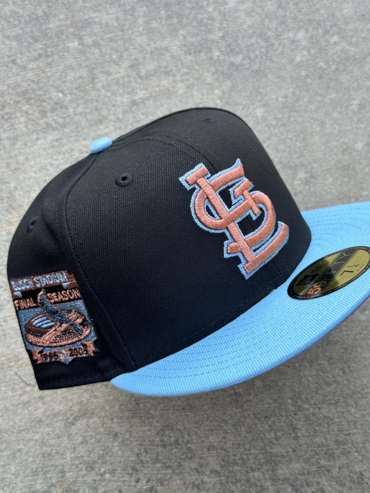 MLB × New Era St. Louis Cardinals Two Tone Fitted Hat 7 1/4 95 North STL Size ONE SIZE - 1 Thumbnail