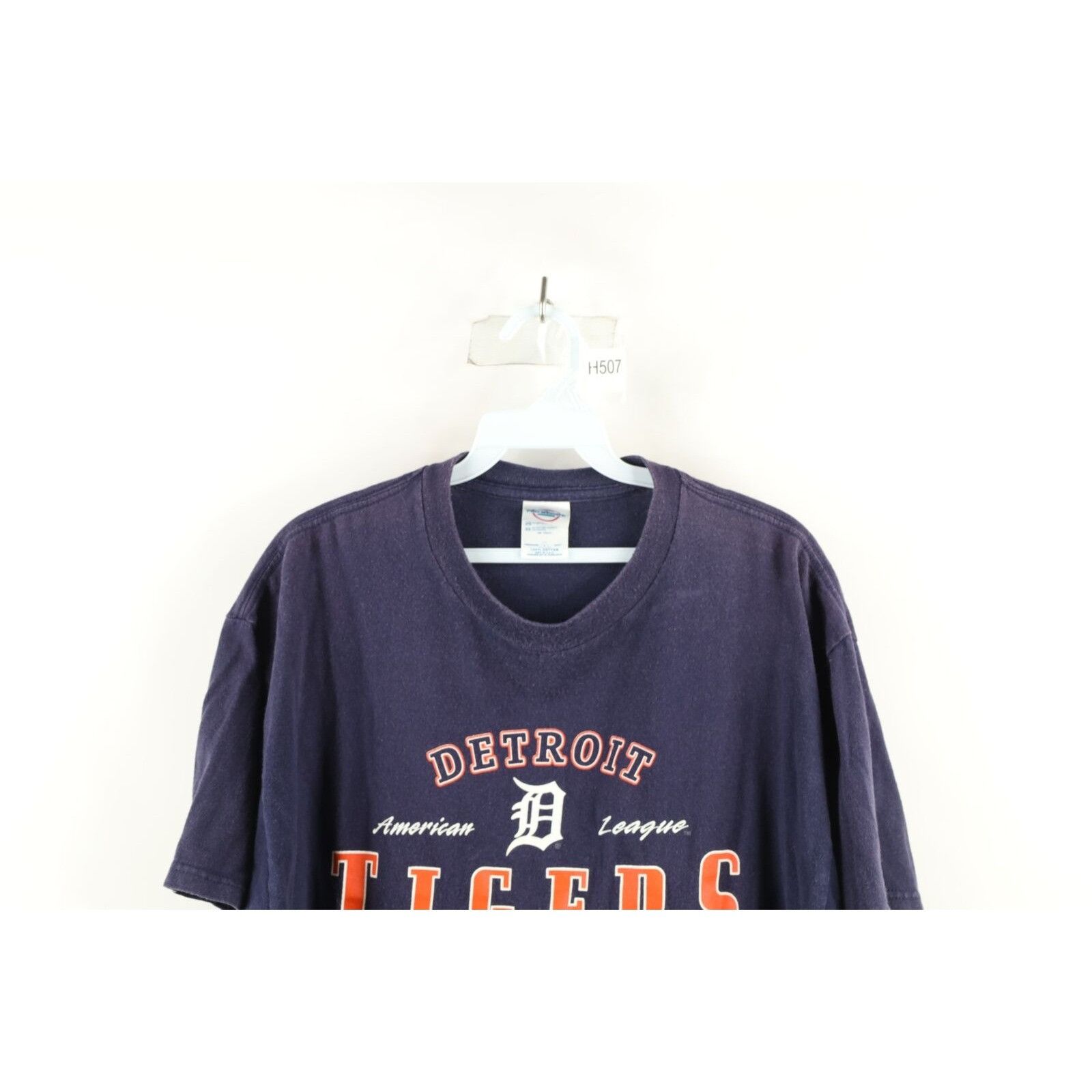 Vintage Vintage Y2K 2004 Spell Out Detroit Tigers Baseball T-Shirt Size US L / EU 52-54 / 3 - 2 Thumbnail