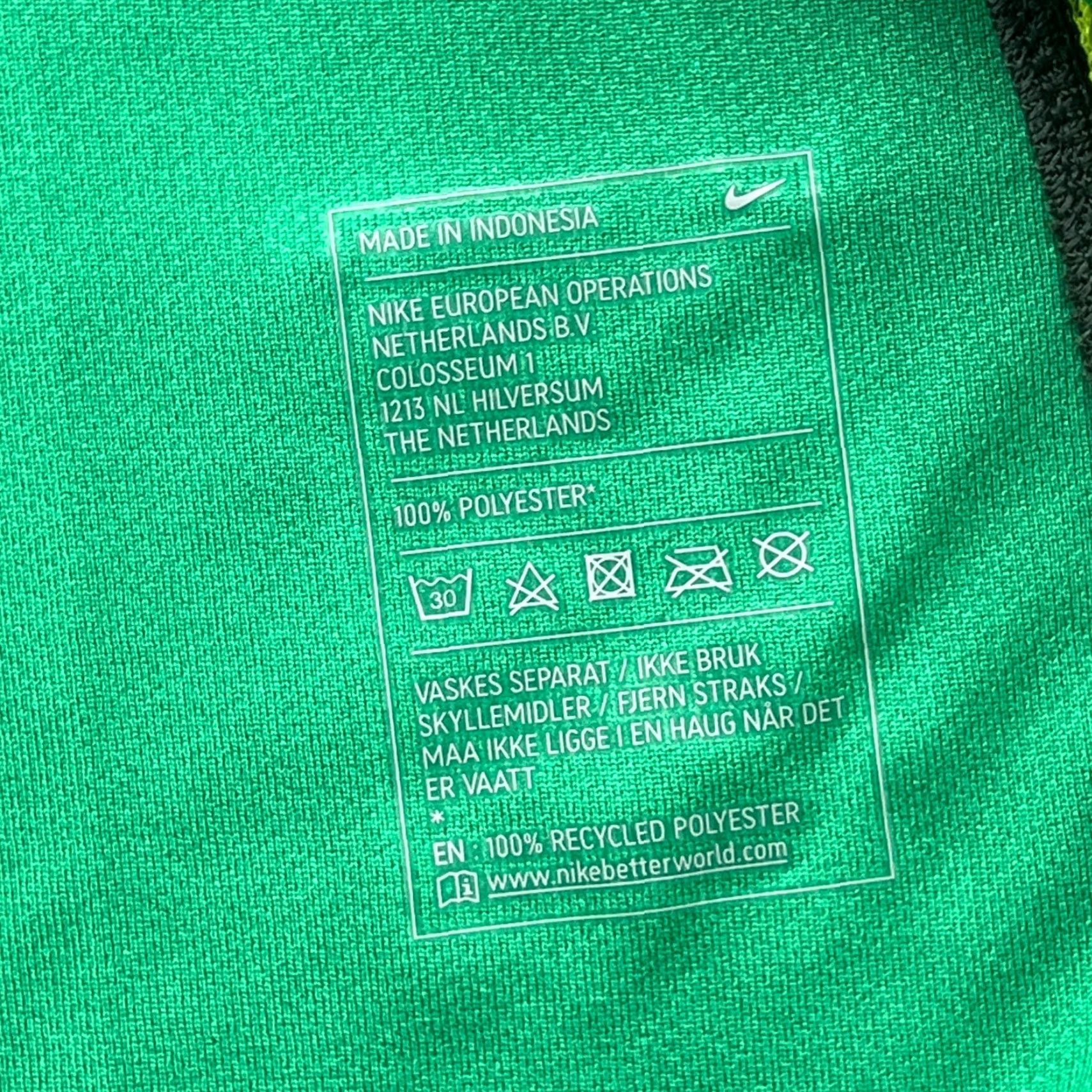 Nike Nike Norway 2016 2017 Goalkeeper Jersey Mens Large Football Long Sleeve T-Shirt Green Size US L / EU 52-54 / 3 - 7 Thumbnail