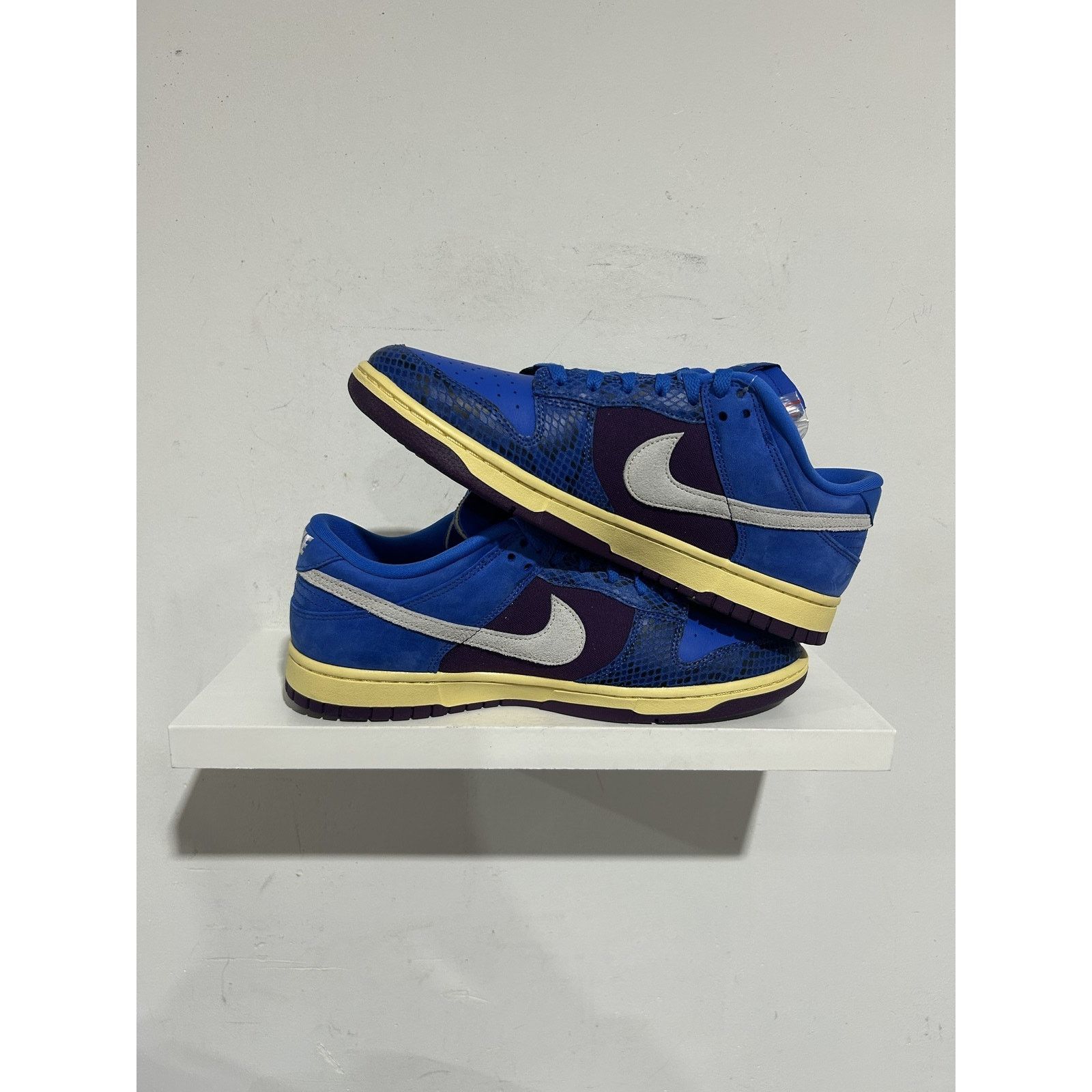 Nike NIKE DUNK LOW UNDEFEATED 5 ON IT DUNK SIZE 11 NEW Size US 11 / EU 44 - 2 Thumbnail