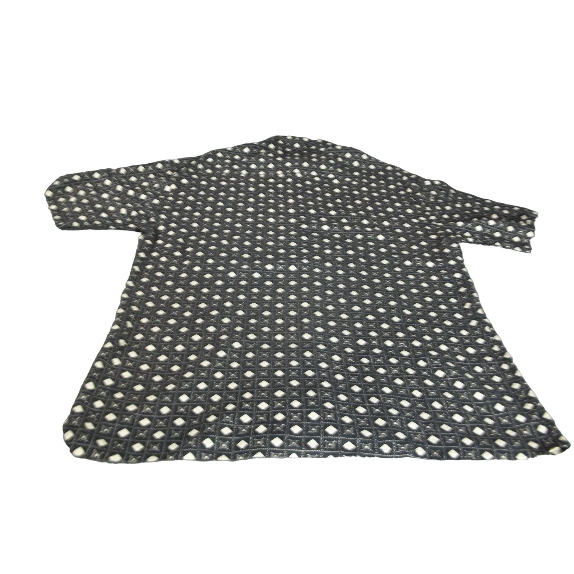 Pierre Cardin Pierre Cardin Button Up Shirt Men Sz M Geometric Print Rayon Size US M / EU 48-50 / 2 - 7 Thumbnail
