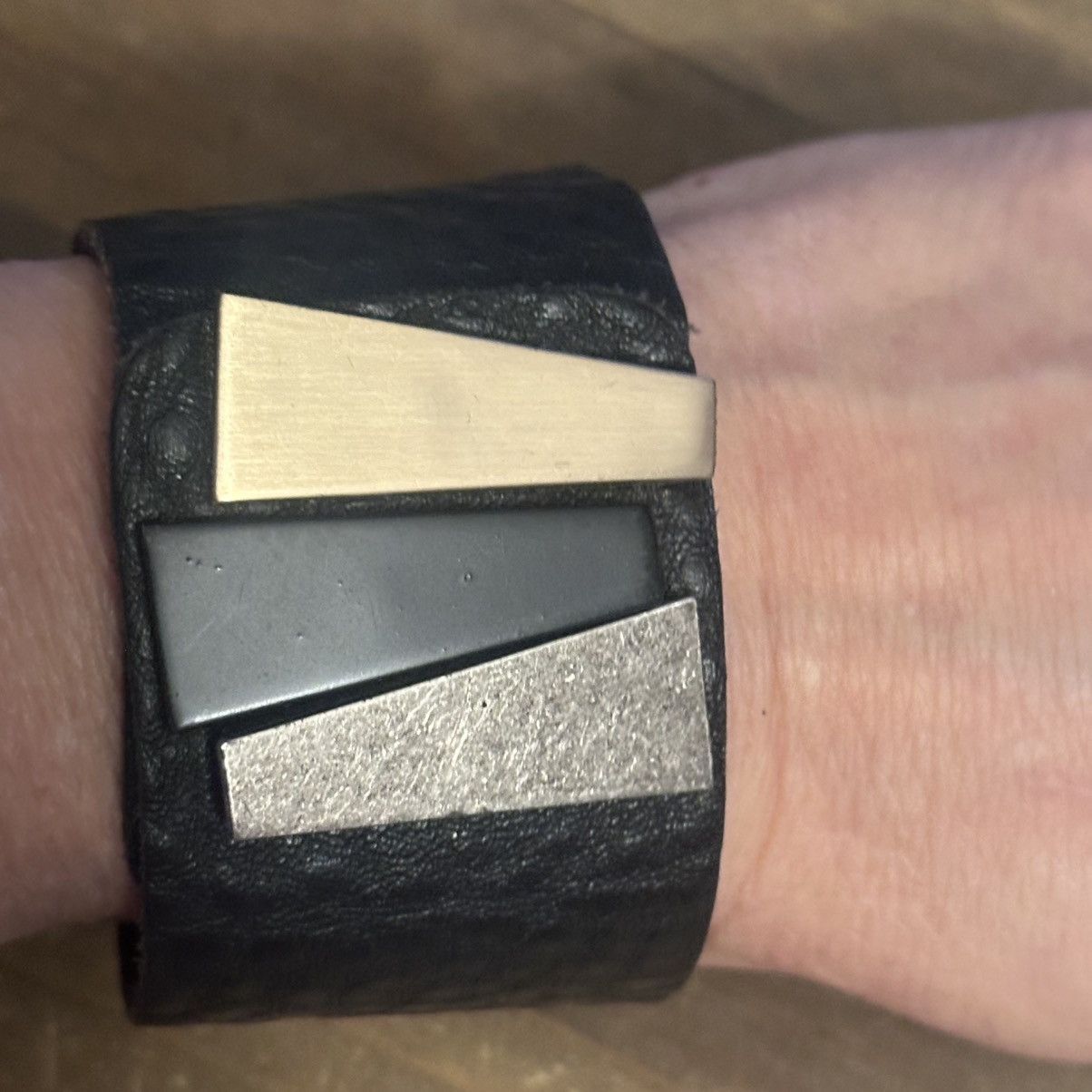 Other Wide black leather bracelet Size ONE SIZE - 4 Thumbnail
