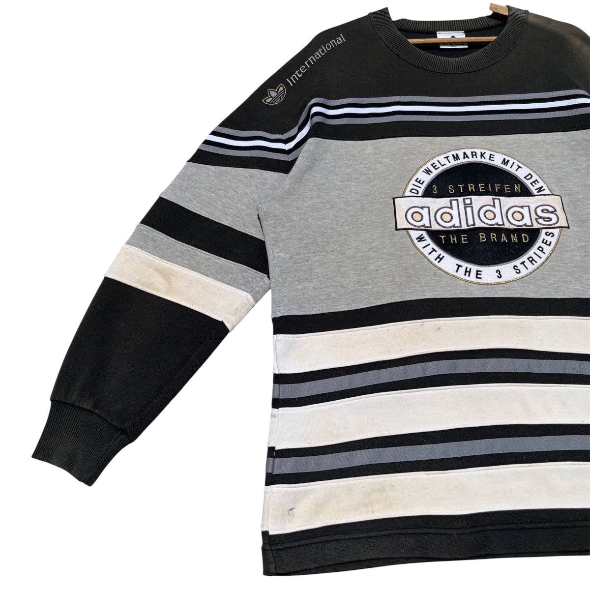 Adidas RARE🔥 Disstressed Vintage 90s Adidas Big Logo Spellout Size US L / EU 52-54 / 3 - 10 Thumbnail
