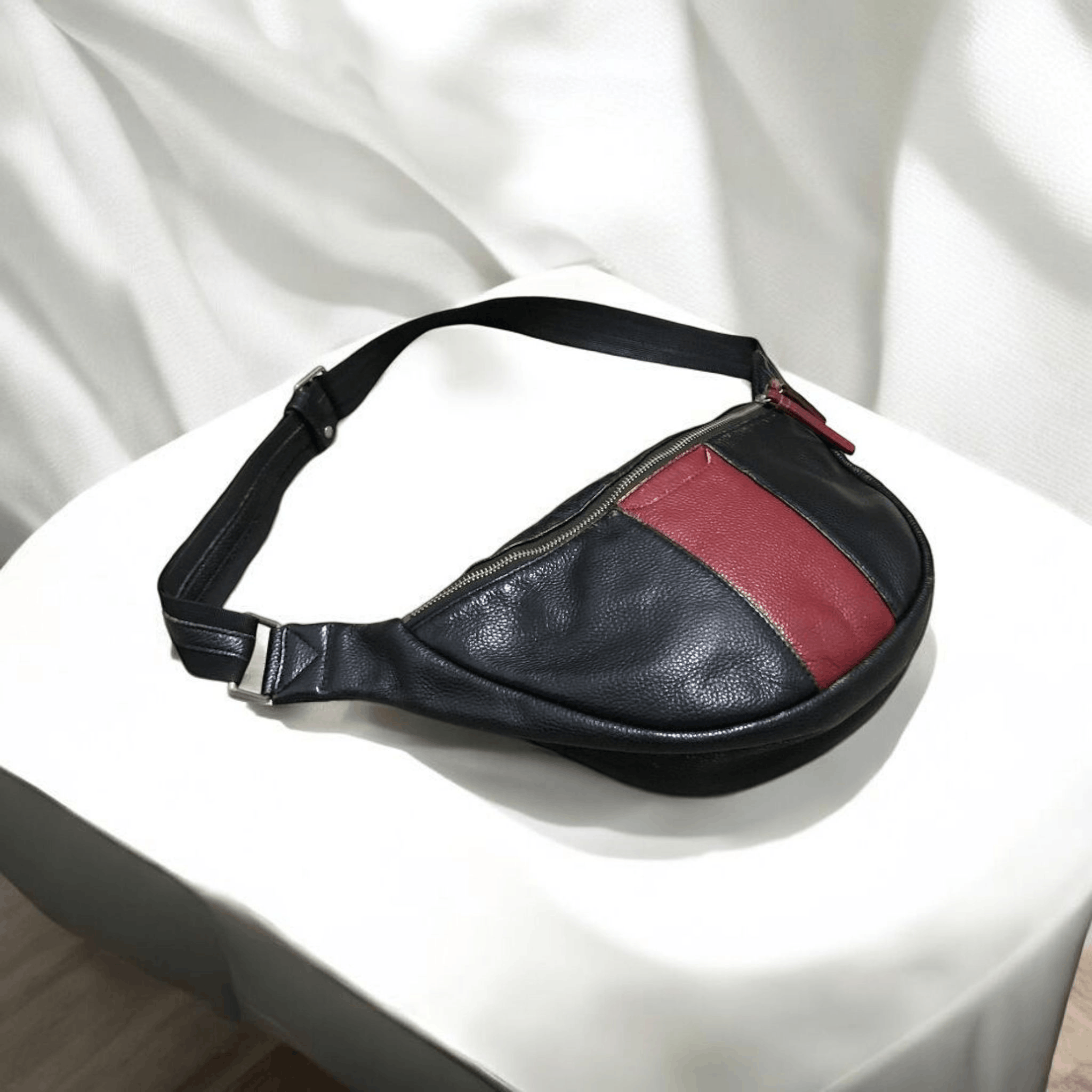 Japanese Brand × Takeo Kikuchi Takeo Kikuchi Leather Waist Bag Size ONE SIZE - 2 Thumbnail
