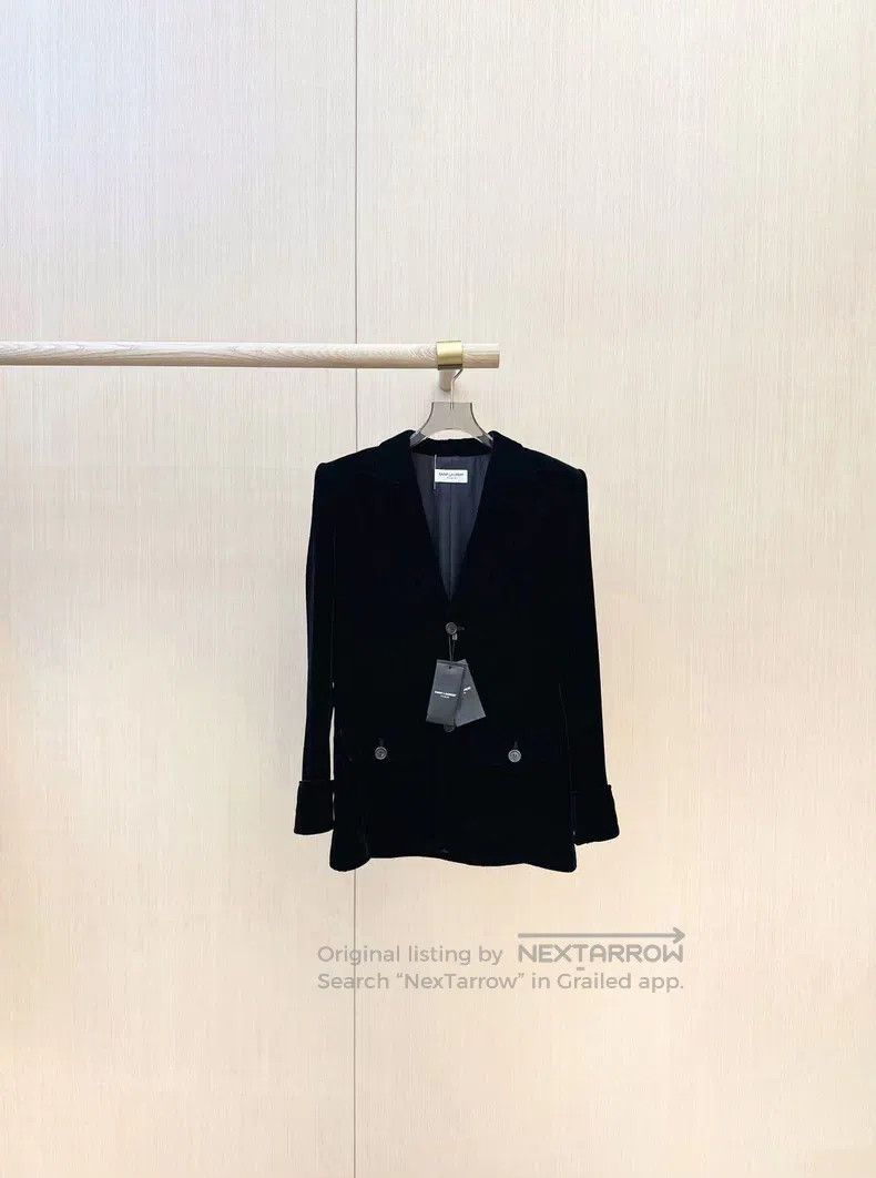 Saint Laurent Paris Saint Laurent Paris Black Single-breasted Velvet Jacket Size S / US 4 / IT 40 - 1 Thumbnail