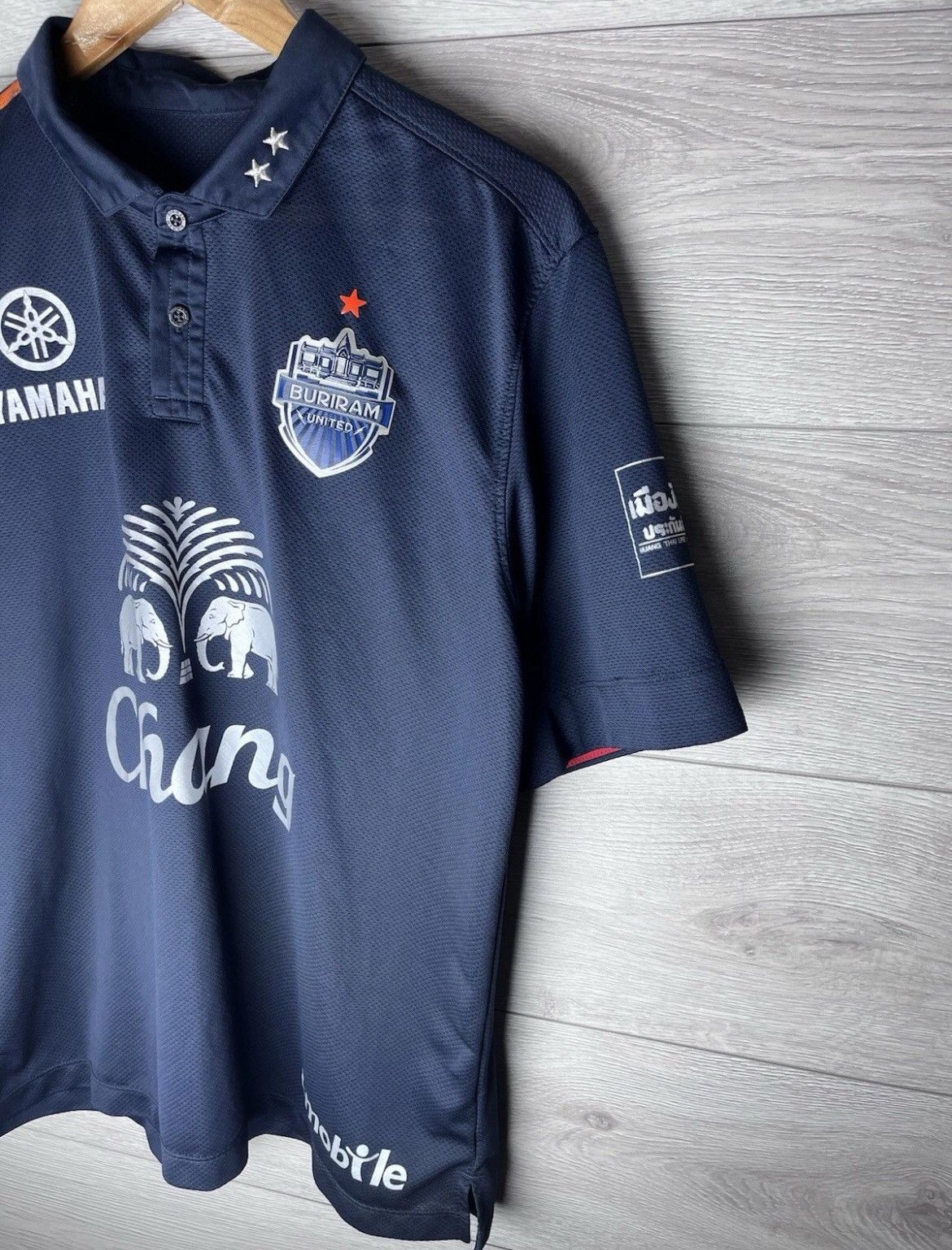 Other MENS SOCCER JERSEY F.C BURIRAM UNITED JAKKAPHAN #10 YAMAHA Size US M / EU 48-50 / 2 - 3 Thumbnail
