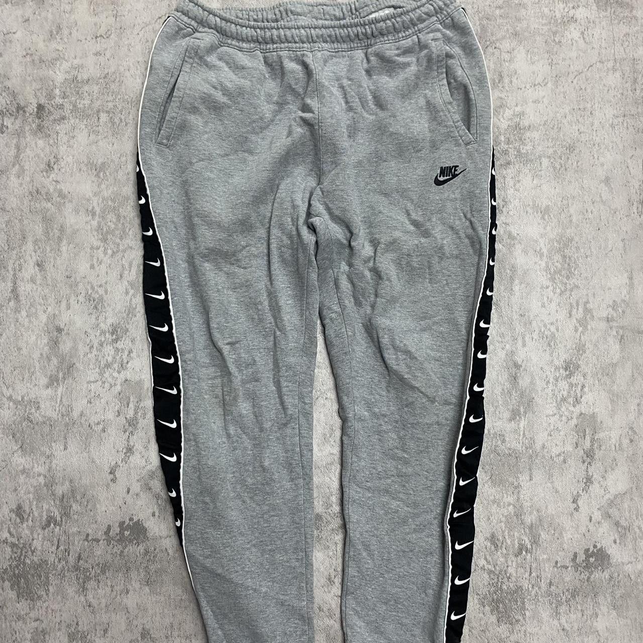 Nike Grey and black Nike rap hip hop Gym drill lampas Size US 32 / EU 48 - 1 Thumbnail