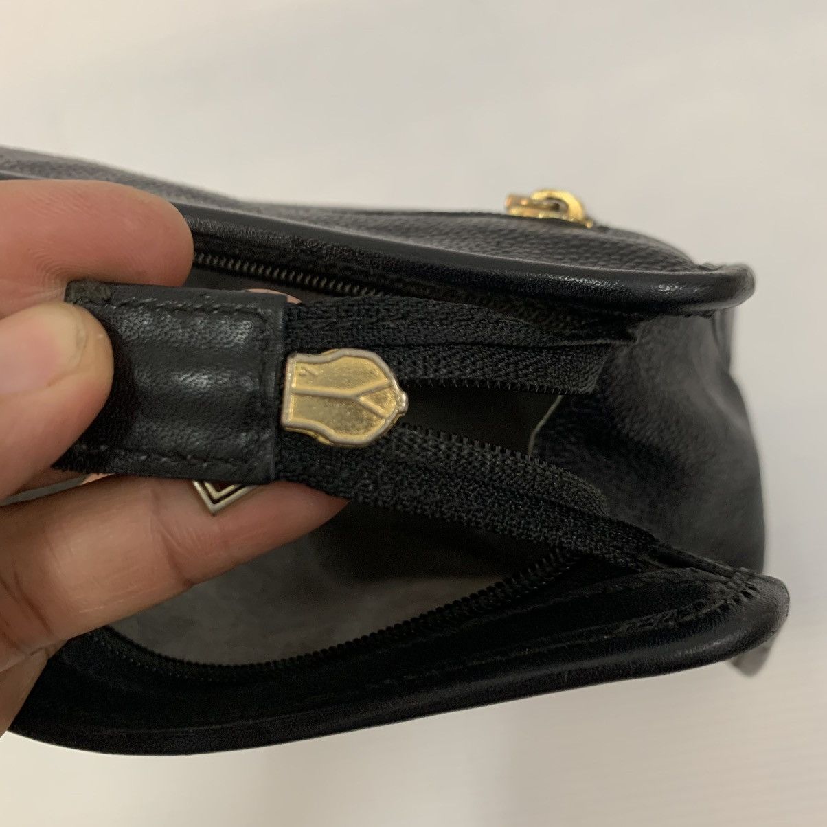 Givenchy Givenchy Vintage Clutch Bag Size ONE SIZE - 12 Thumbnail