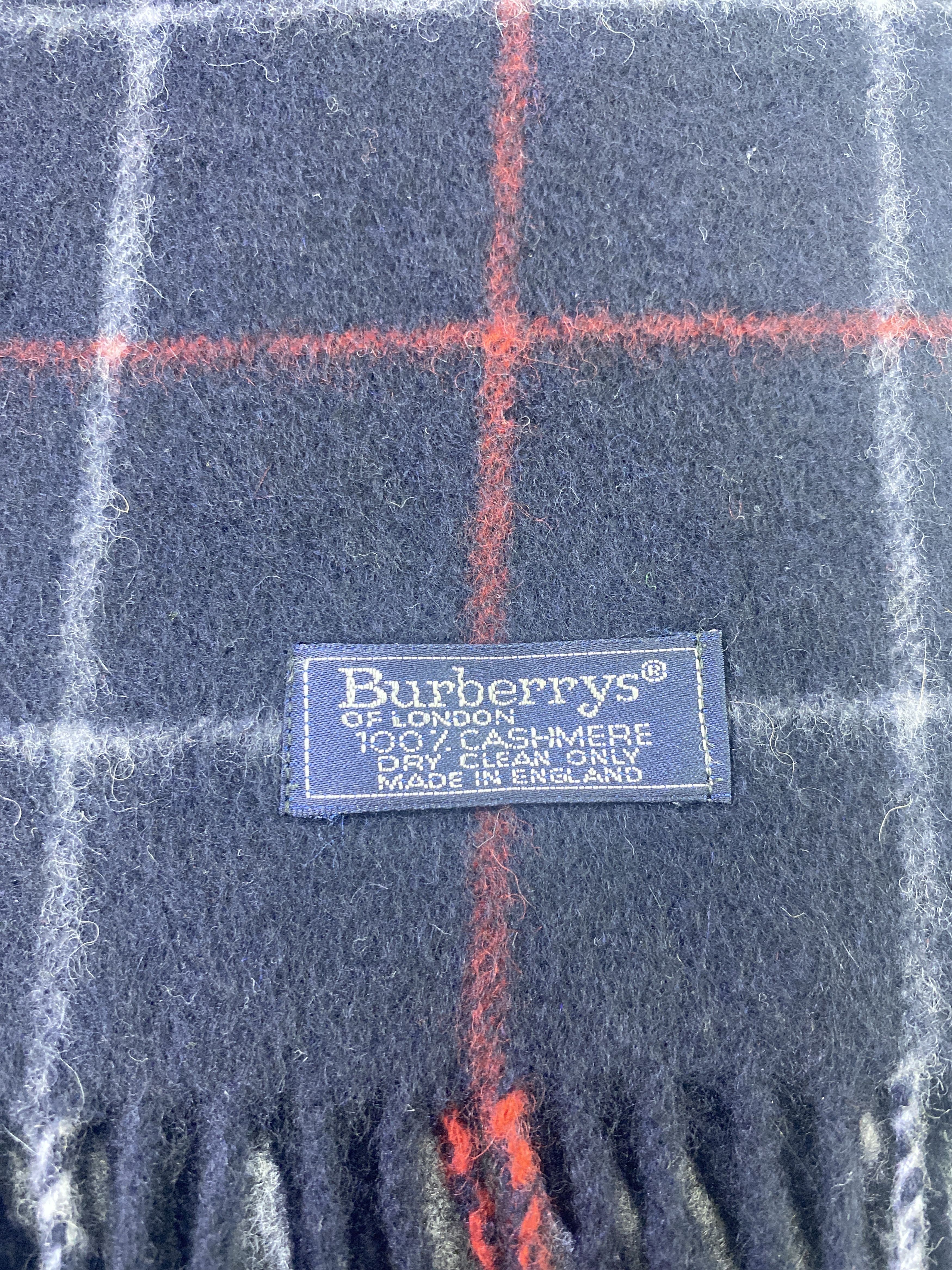 Burberry VINTAGE BURBERRY Scarf / Muffler / Neckwear -T938 Size ONE SIZE - 5 Thumbnail