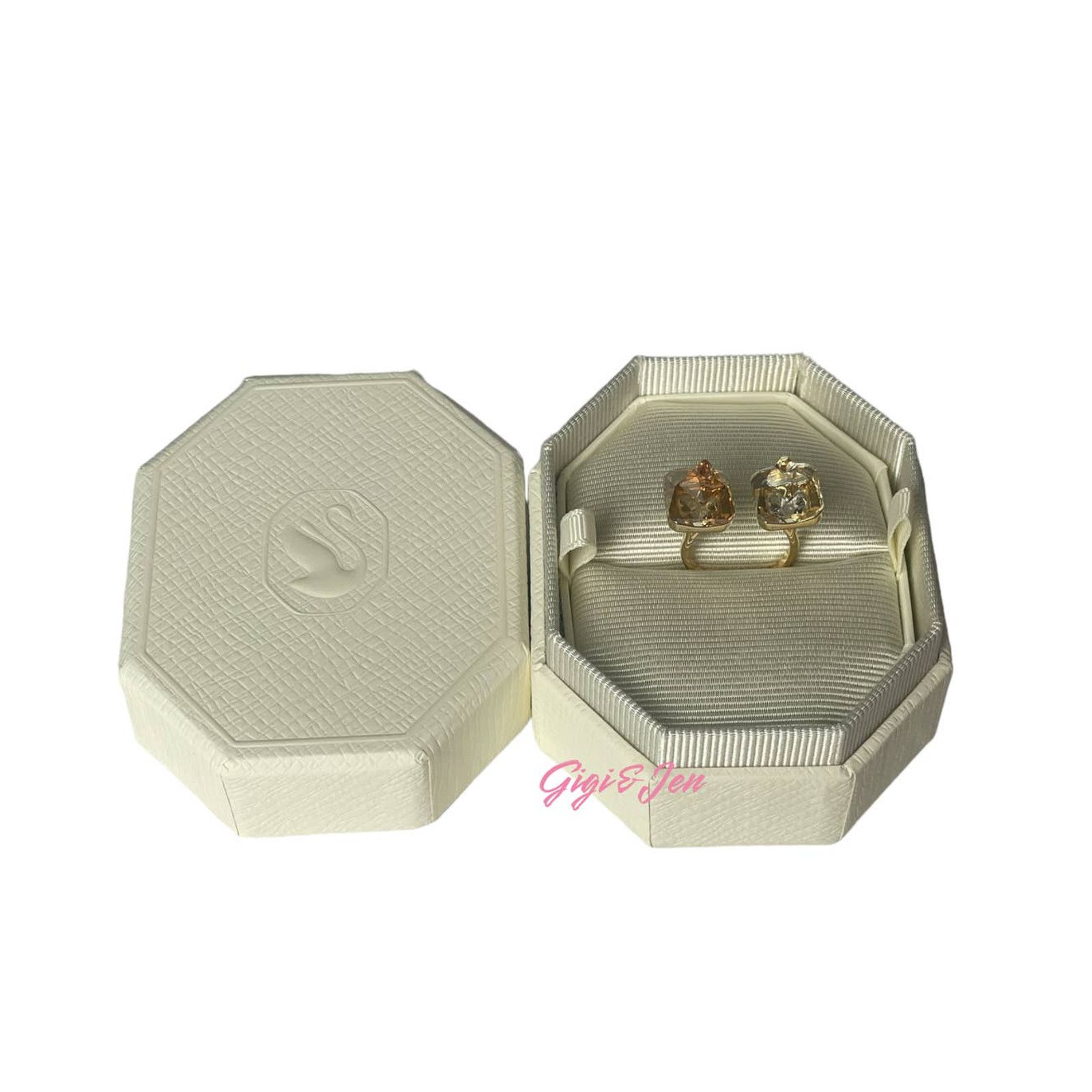 Swarovski Swarovski Ortyx open ring Pyramid cut plated 52/6 Size ONE SIZE - 2 Thumbnail