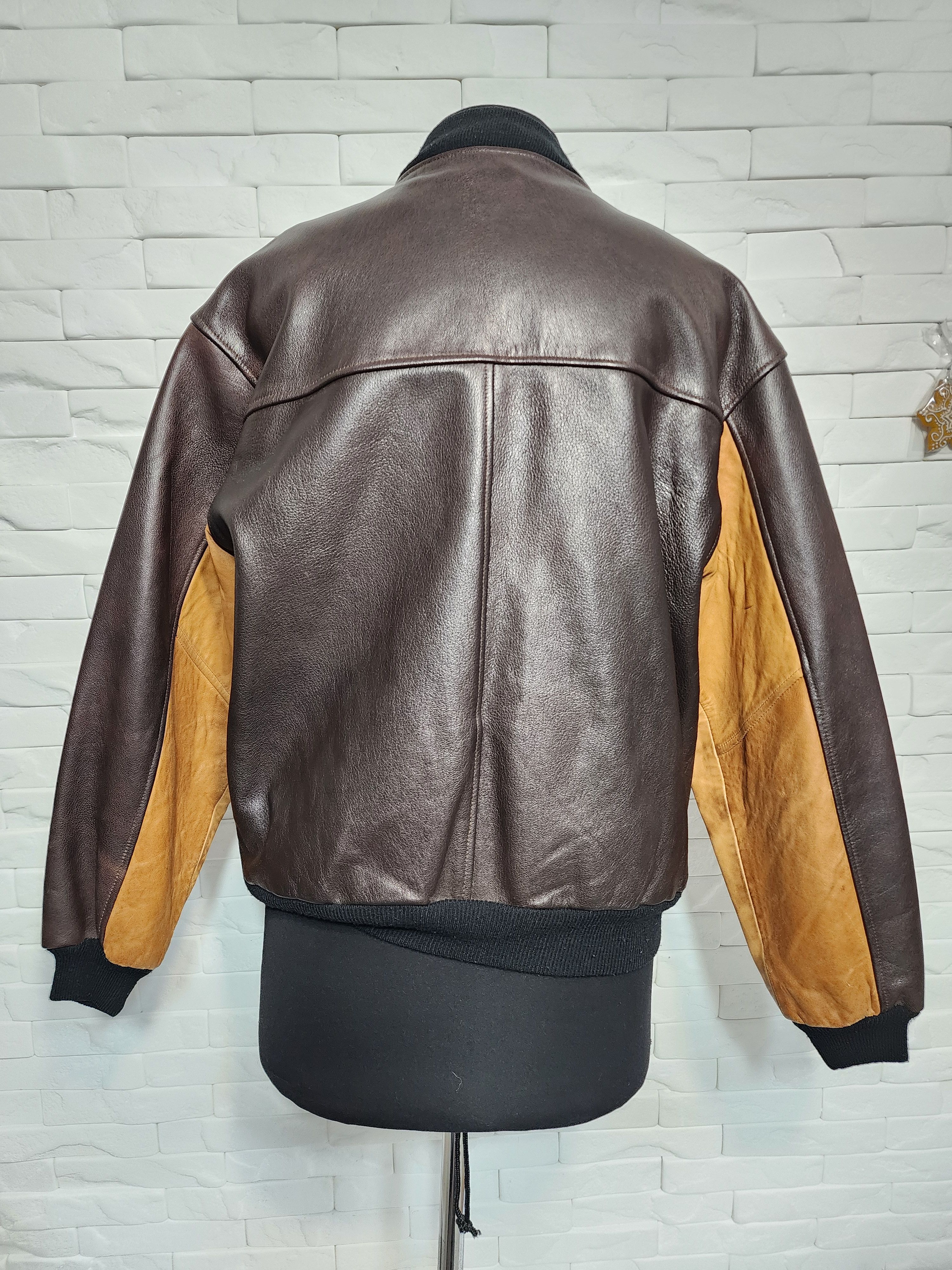 Uniqlo Men's Brown Leather Bomber Jacket: Size US L / EU 52-54 / 3 - 4 Thumbnail