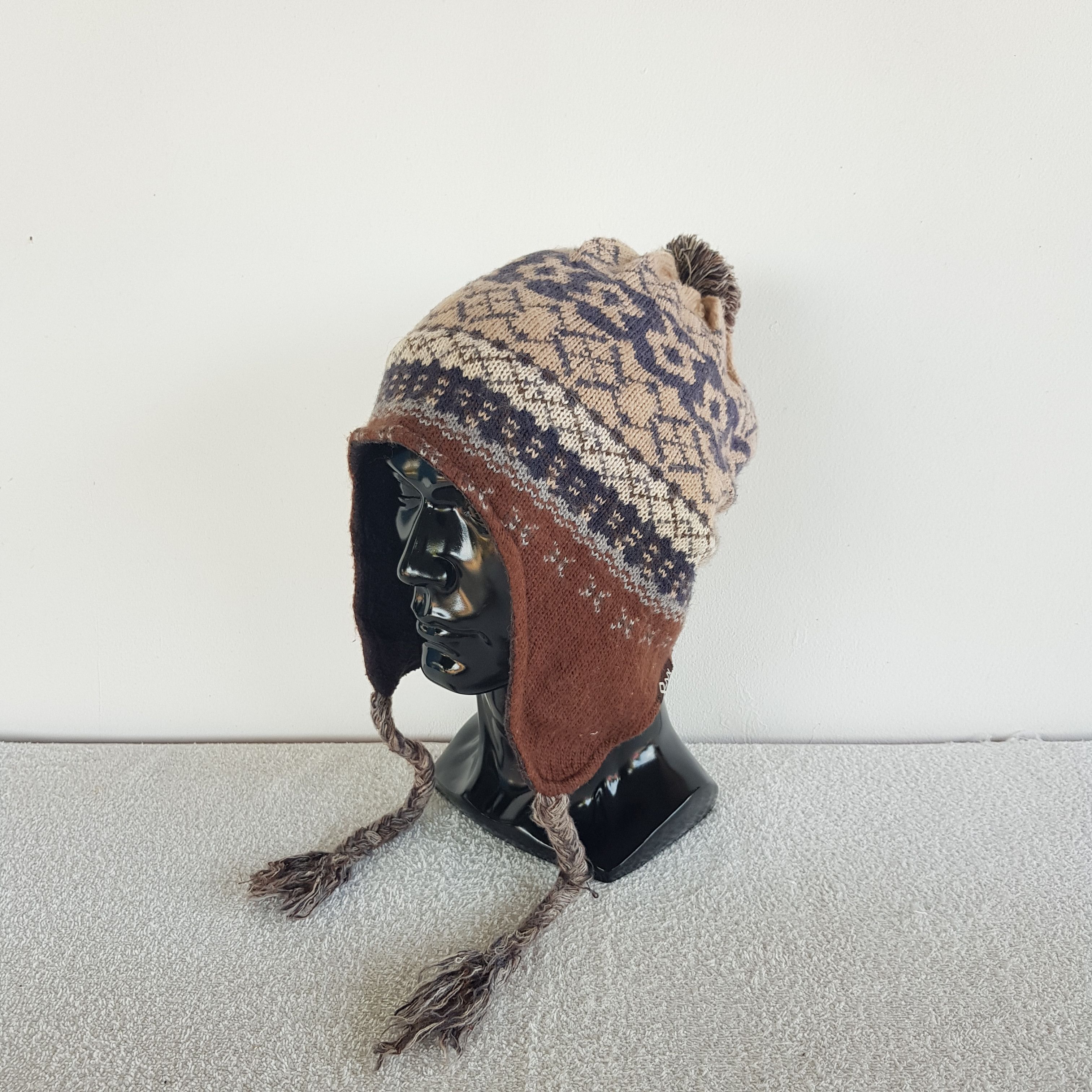 Other Vintage Japanese Earflap Beanie Ribbed Knit Snow Caps Hats. Size ONE SIZE - 1 Thumbnail