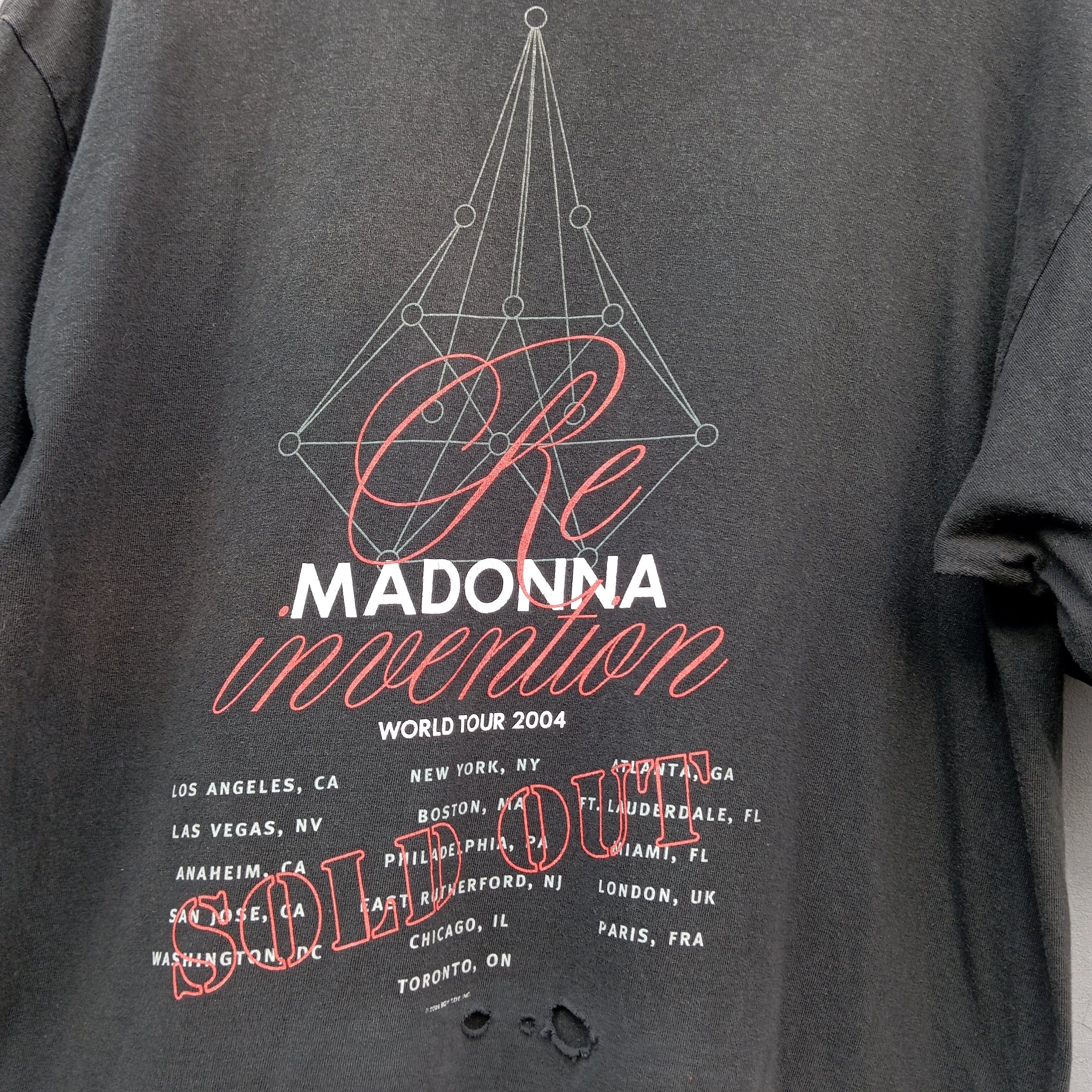 Band Tees 2004 Madonna Re Invention World Tour merchandise t shirt Size US L / EU 52-54 / 3 - 7 Thumbnail
