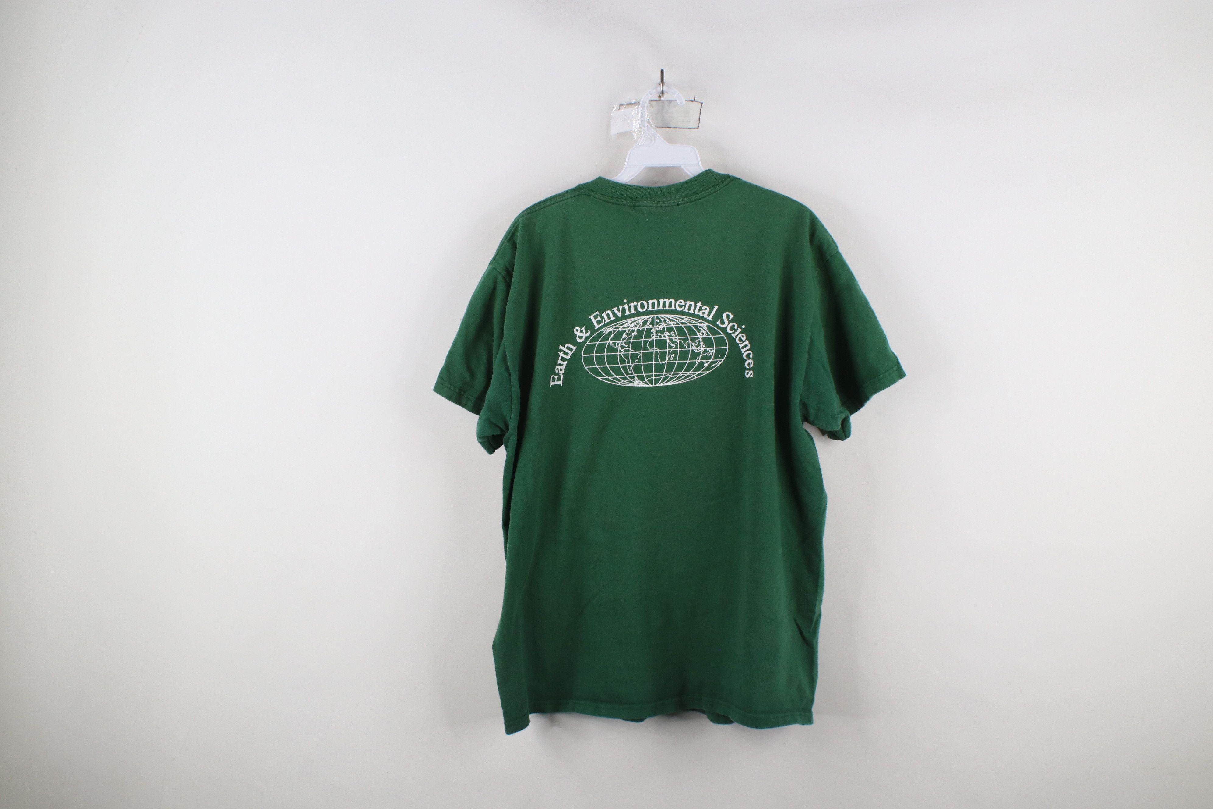 Vintage Vintage 90s University Earth Environmental Sciences T-Shirt Size US L / EU 52-54 / 3 - 9 Thumbnail