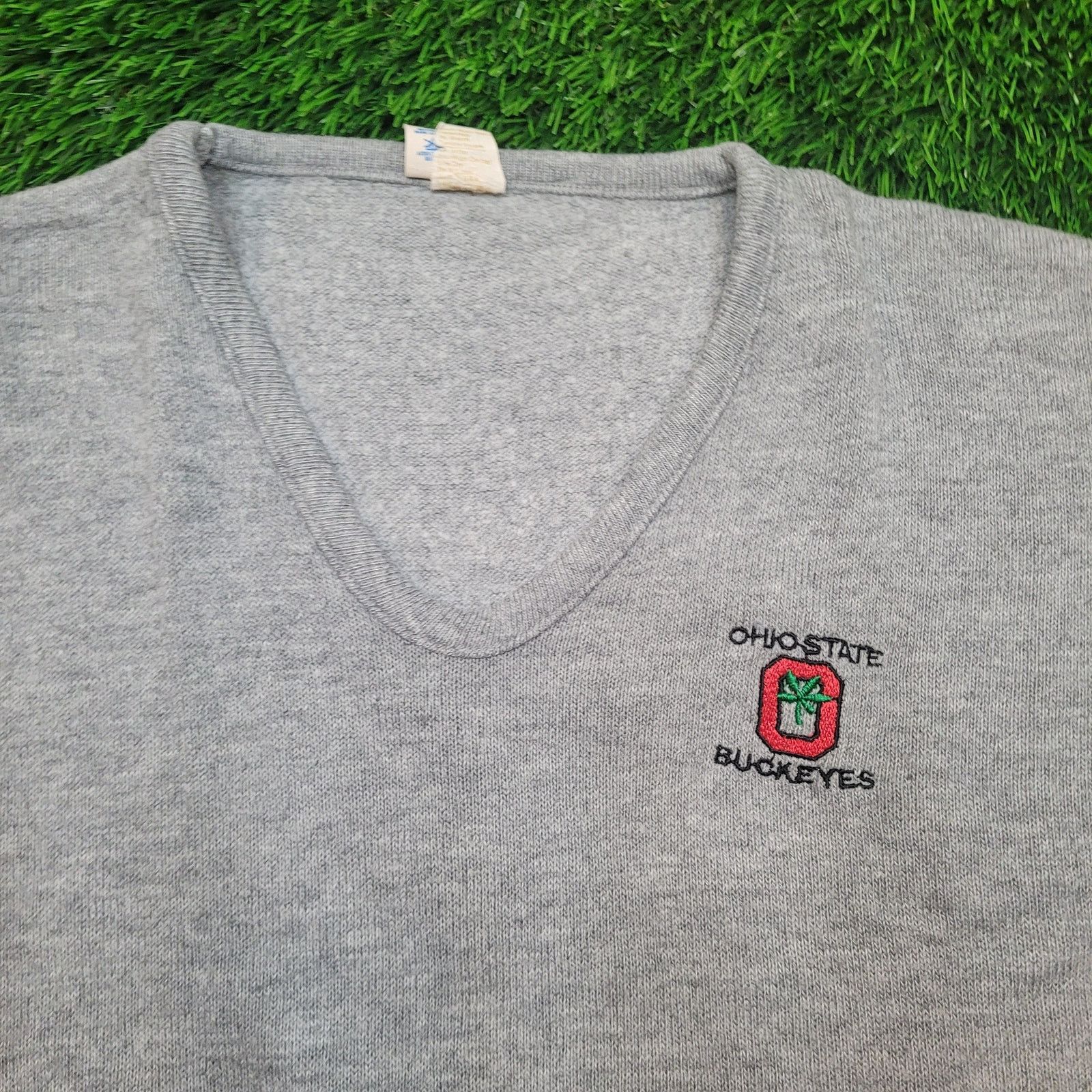 Champion VTG 70s Champion Running Man Tag Sweater XL OSU Cropped Boxy Size US XL / EU 56 / 4 - 2 Thumbnail