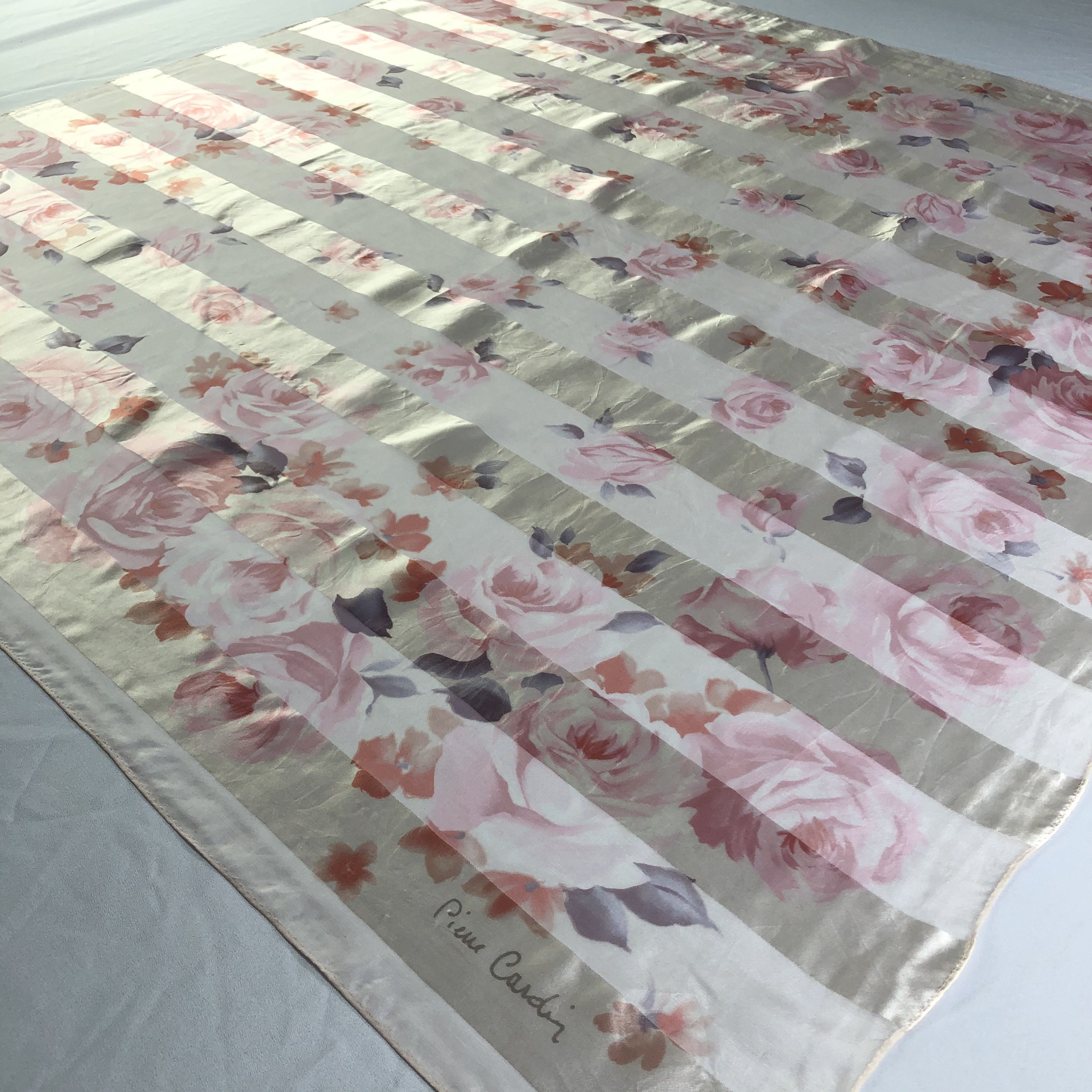 Pierre Cardin × Vintage Vintage Pierre Cardin Silk Scarf Size ONE SIZE - 4 Thumbnail