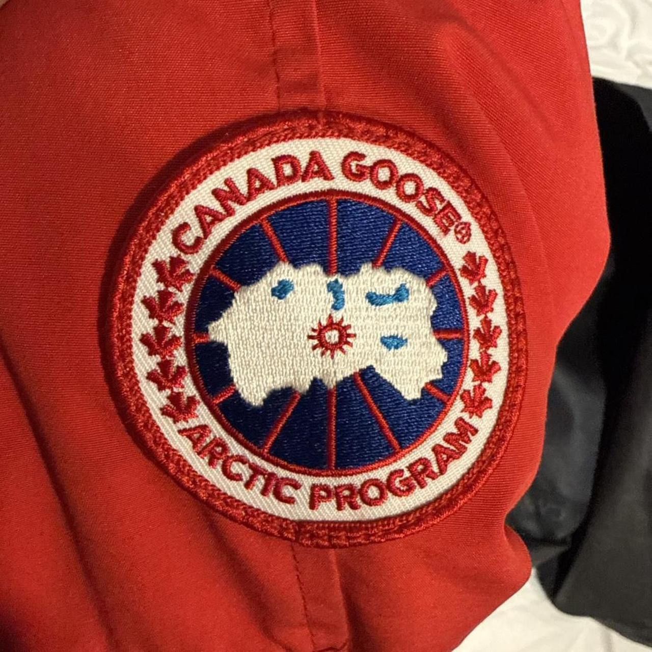 Canada Goose Canada Goose Red Chilliwack Heritage Down Coyote Fur Jacket Size US M / EU 48-50 / 2 - 3 Thumbnail