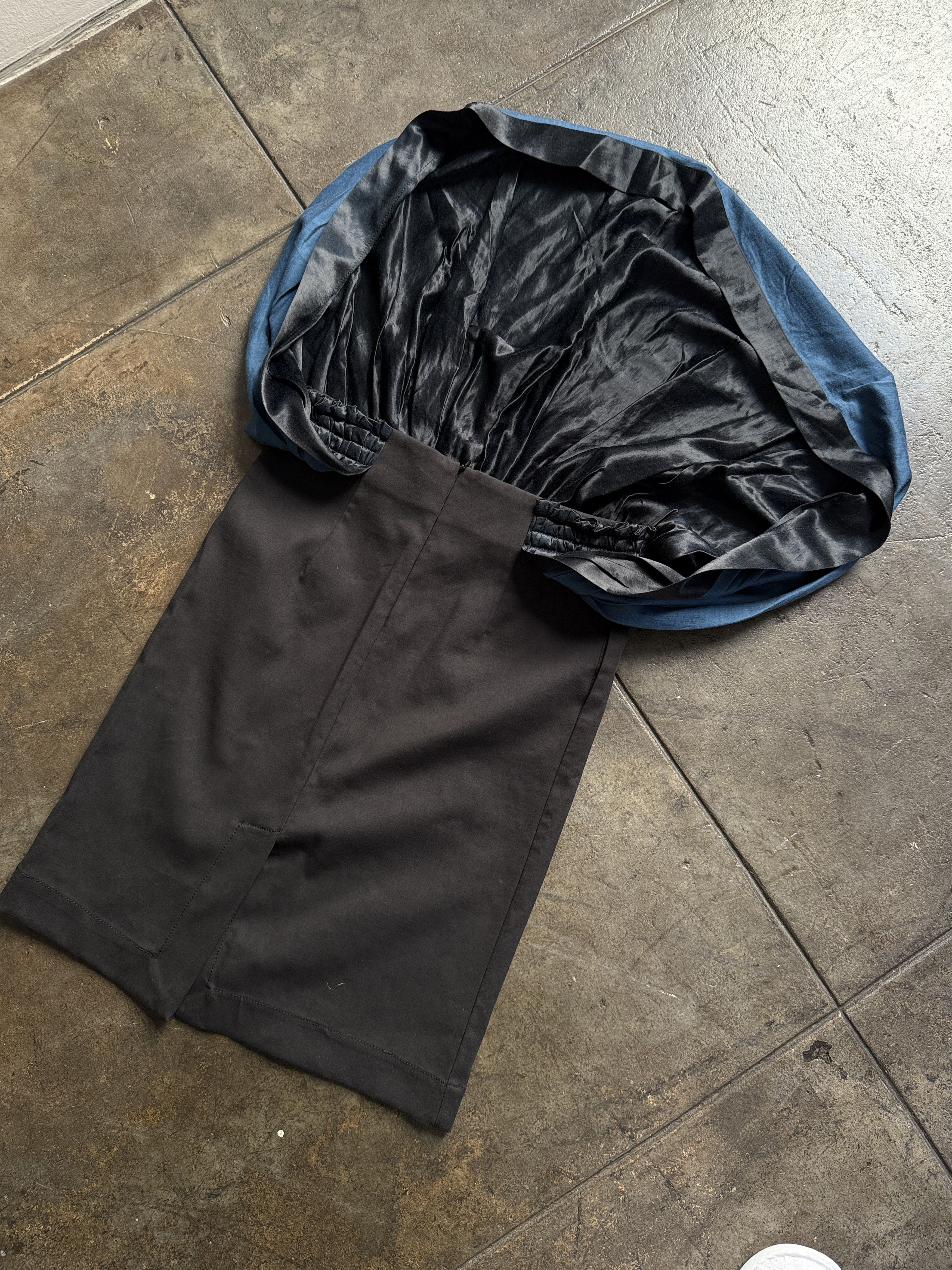 Vivienne Westwood 2016 Anglomania Blue Silk Like Cover on Black Skirt Size 27" / US 4 / IT 40 - 3 Thumbnail