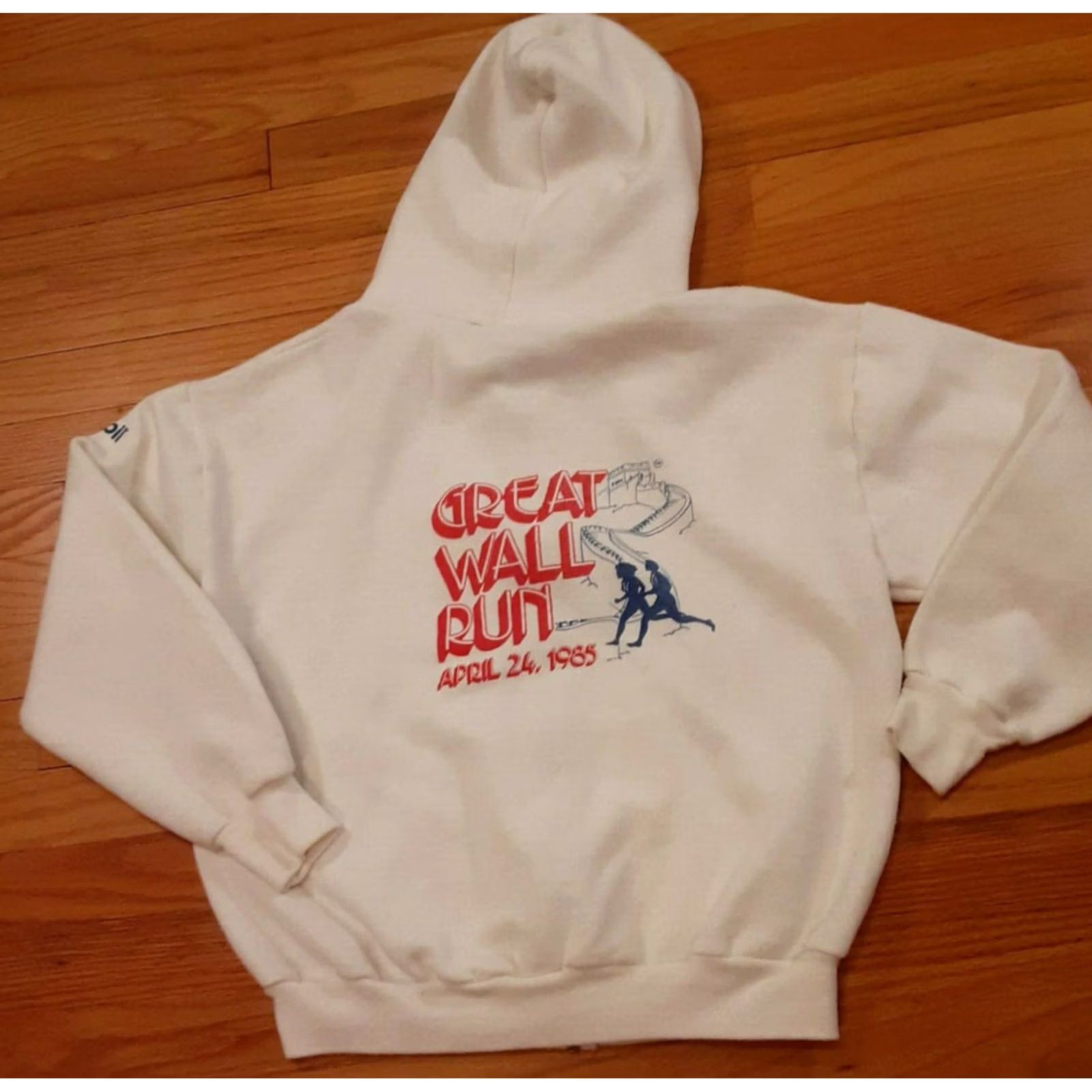 Vintage VINTAGE Sportswear Shirt Womens White Great Wall Run Hooded Sweatshirt April Med USA Size M / US 6-8 / IT 42-44 - 2 Thumbnail