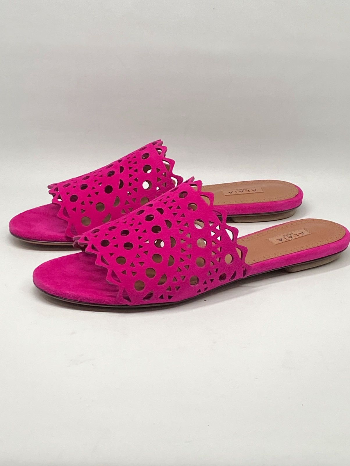 Alaia Alaia Vienne Suede Flat Sandals size 39 Size US 9 / IT 39 - 5 Thumbnail