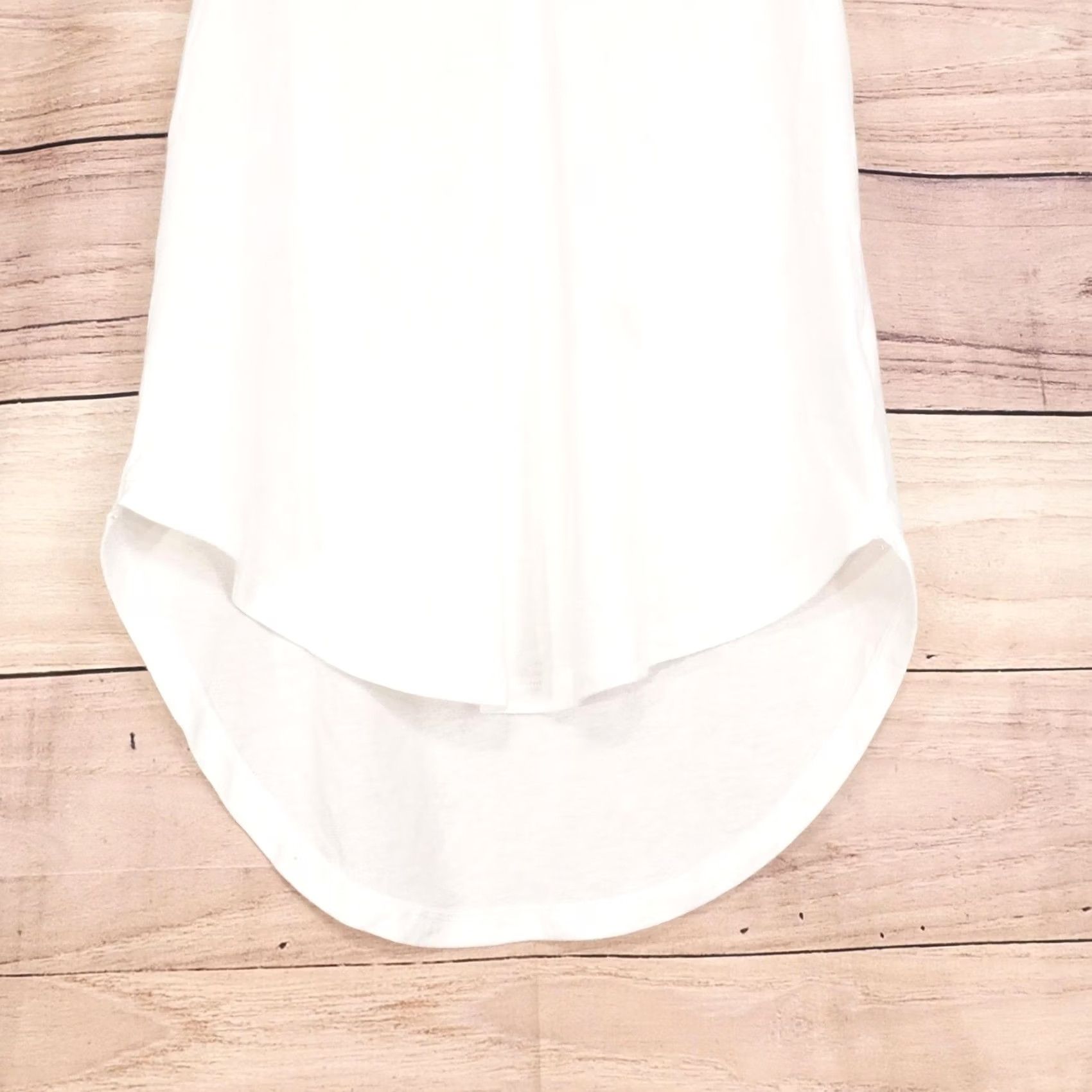 Express Express One Eleven Tank Womens XS White Tunic V-Neck Lightweight Jersey Size XS / US 0-2 / IT 36-38 - 3 Thumbnail
