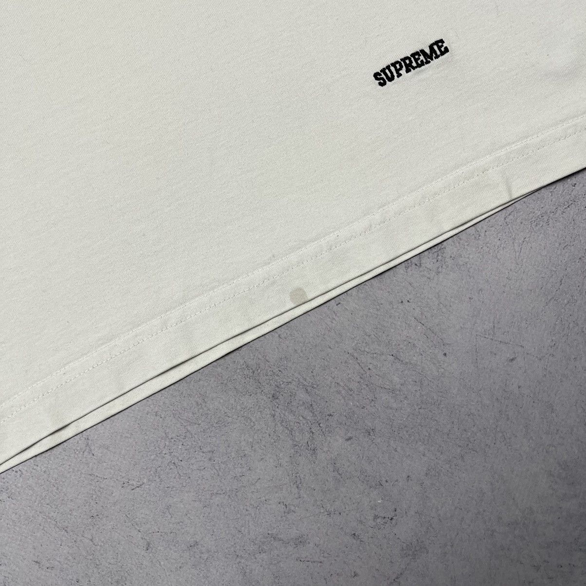 Supreme Supreme classic logo T Shirt Size US L / EU 52-54 / 3 - 9 Thumbnail