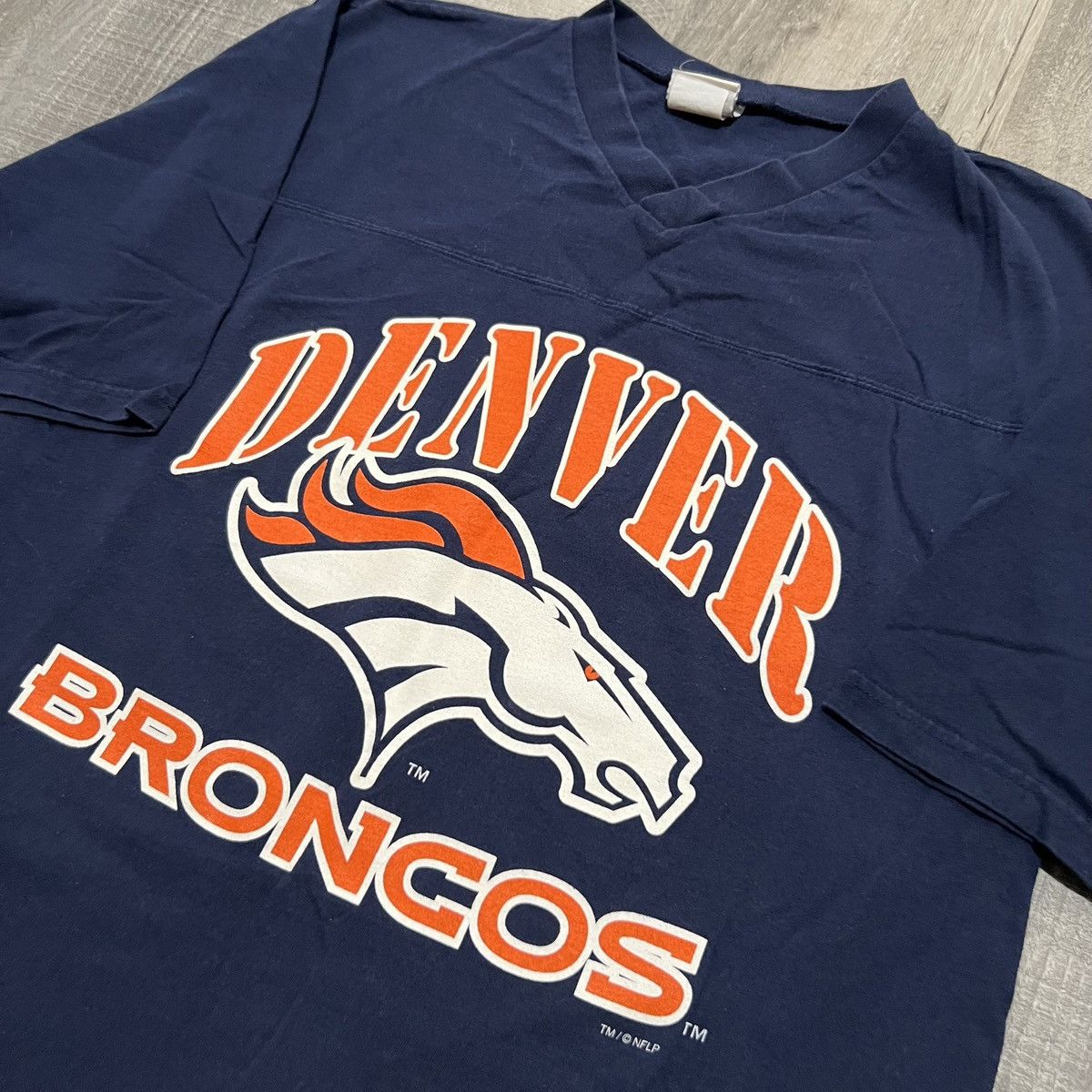 NFL × Vintage VTG Denver Broncos 1997 Blue John Elway 90s NFL Shirt Size US XL / EU 56 / 4 - 2 Thumbnail