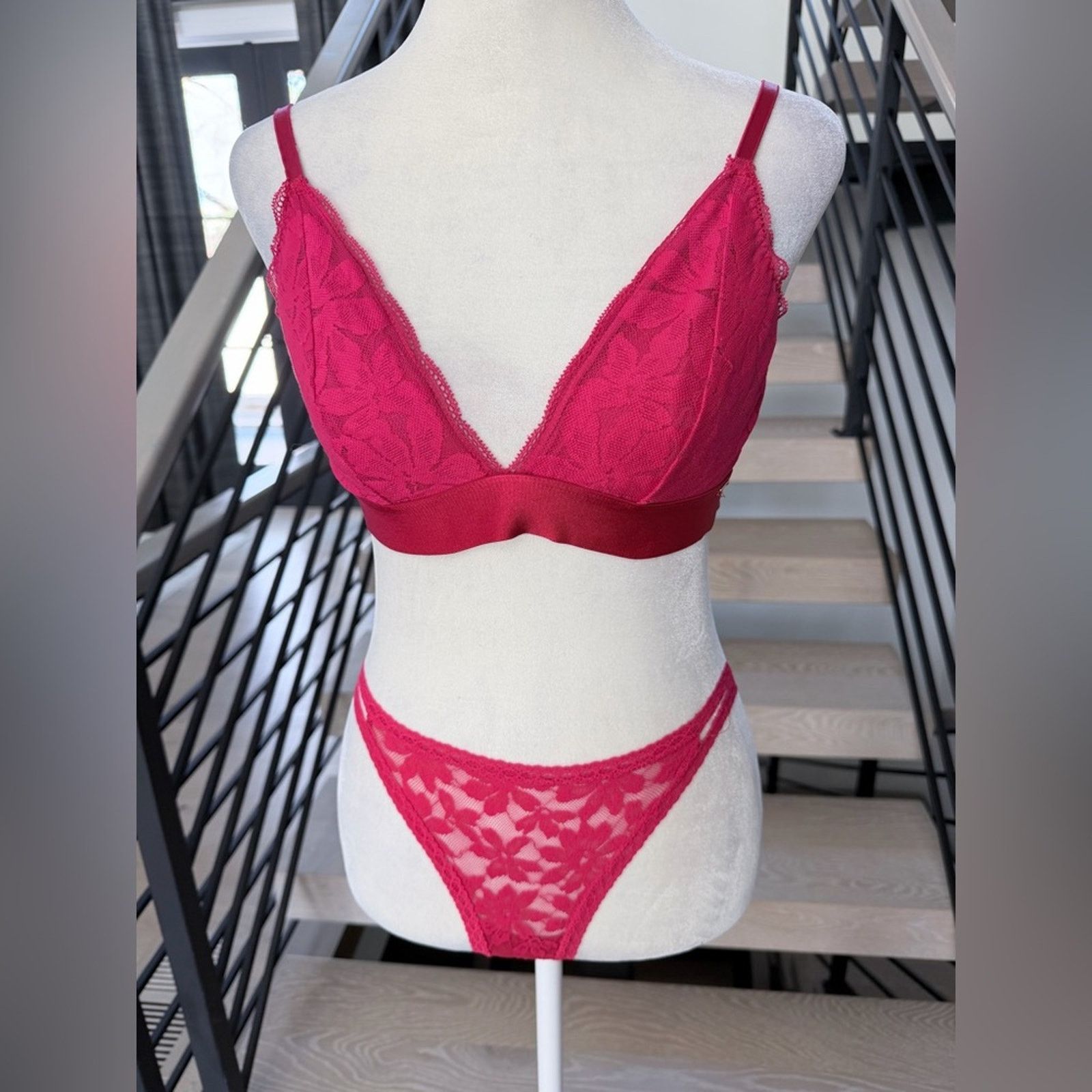 Other Hot Red Lace Bralette & Panties Set. Bra size M panties S Size ONE SIZE - 1 Thumbnail
