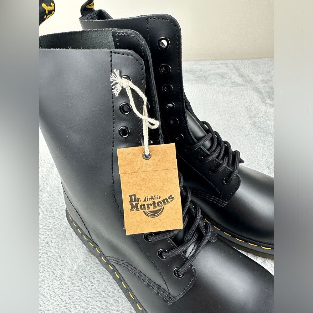 Dr. Martens Dr Martens NWT 1490 Smooth Black Leather Mid Calf Boots 8 U Size US 10 / IT 40 - 5 Thumbnail